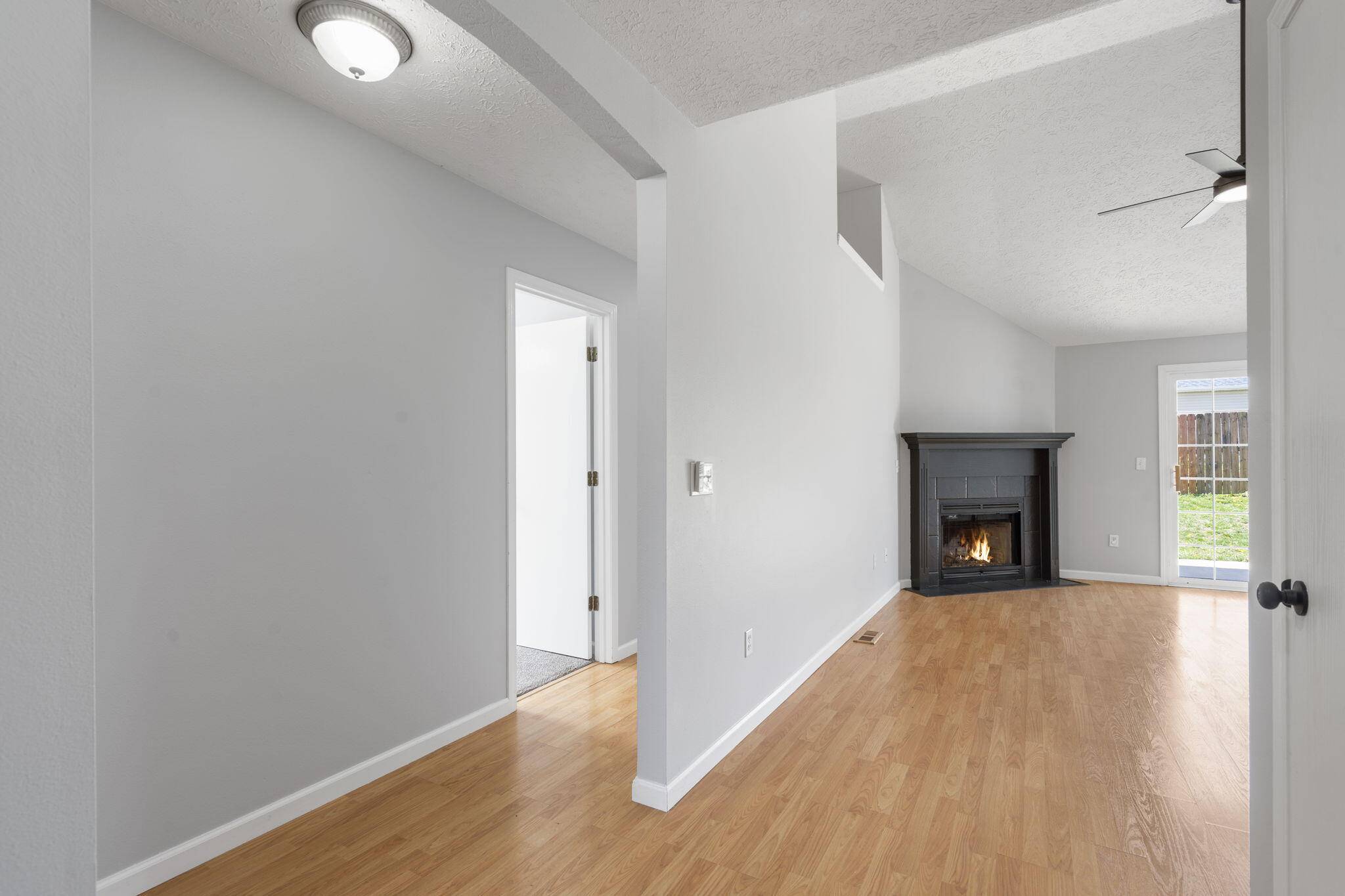 Nixa, MO 65714,422 W White Ash Road