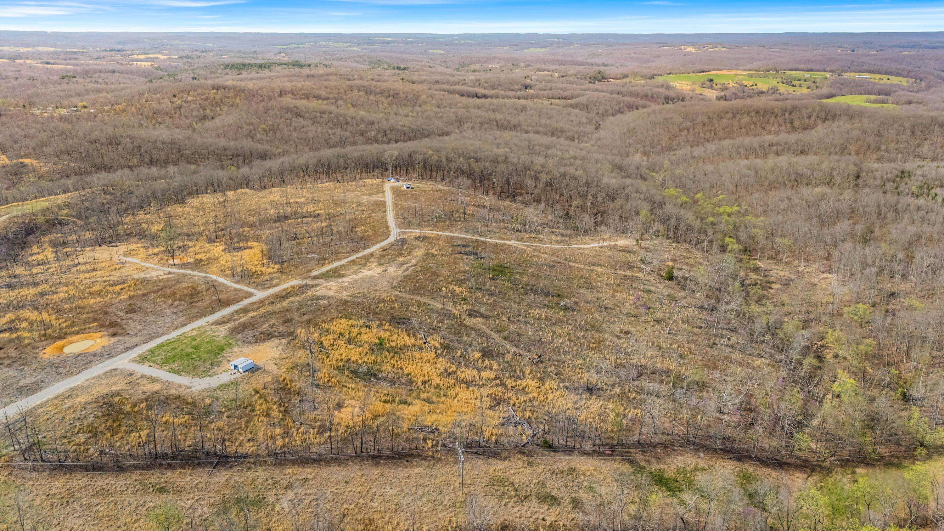 Mountain View, MO 65548,29 Wolf Creek