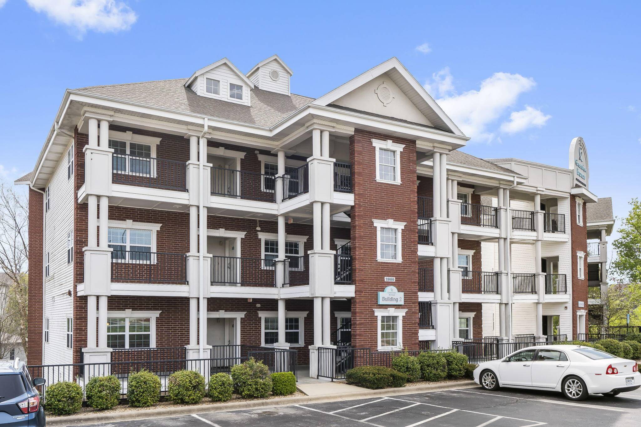 Branson, MO 65616,2800 Green Mountain Drive #B2-U221