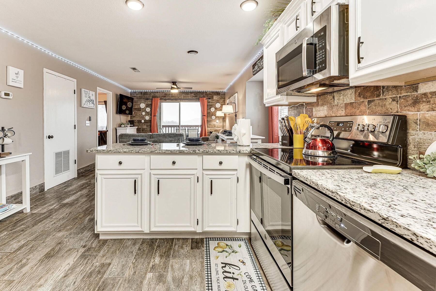 Branson, MO 65616,38 Lantern Bay Road #2