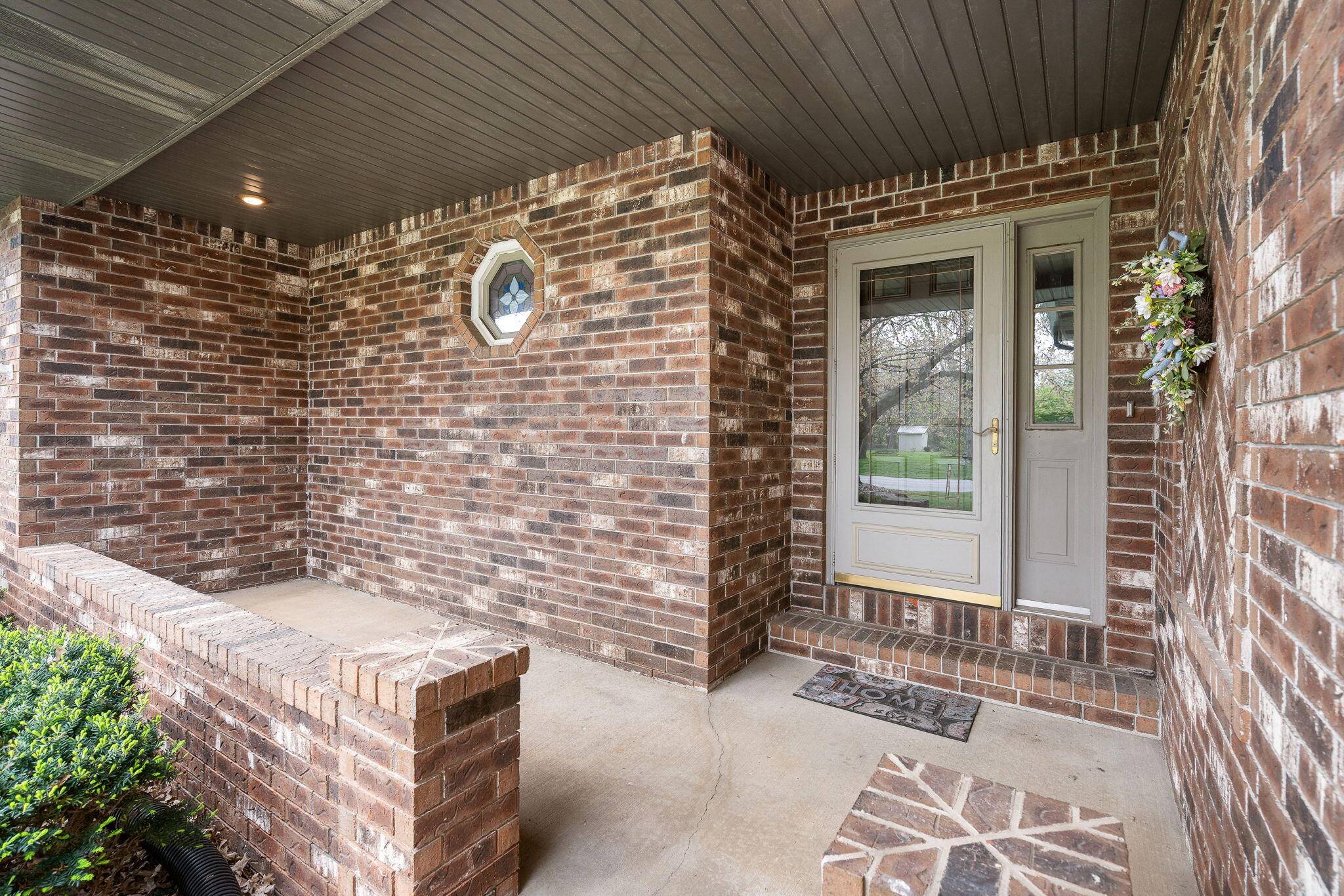 Nixa, MO 65714,307 N Gregg Road