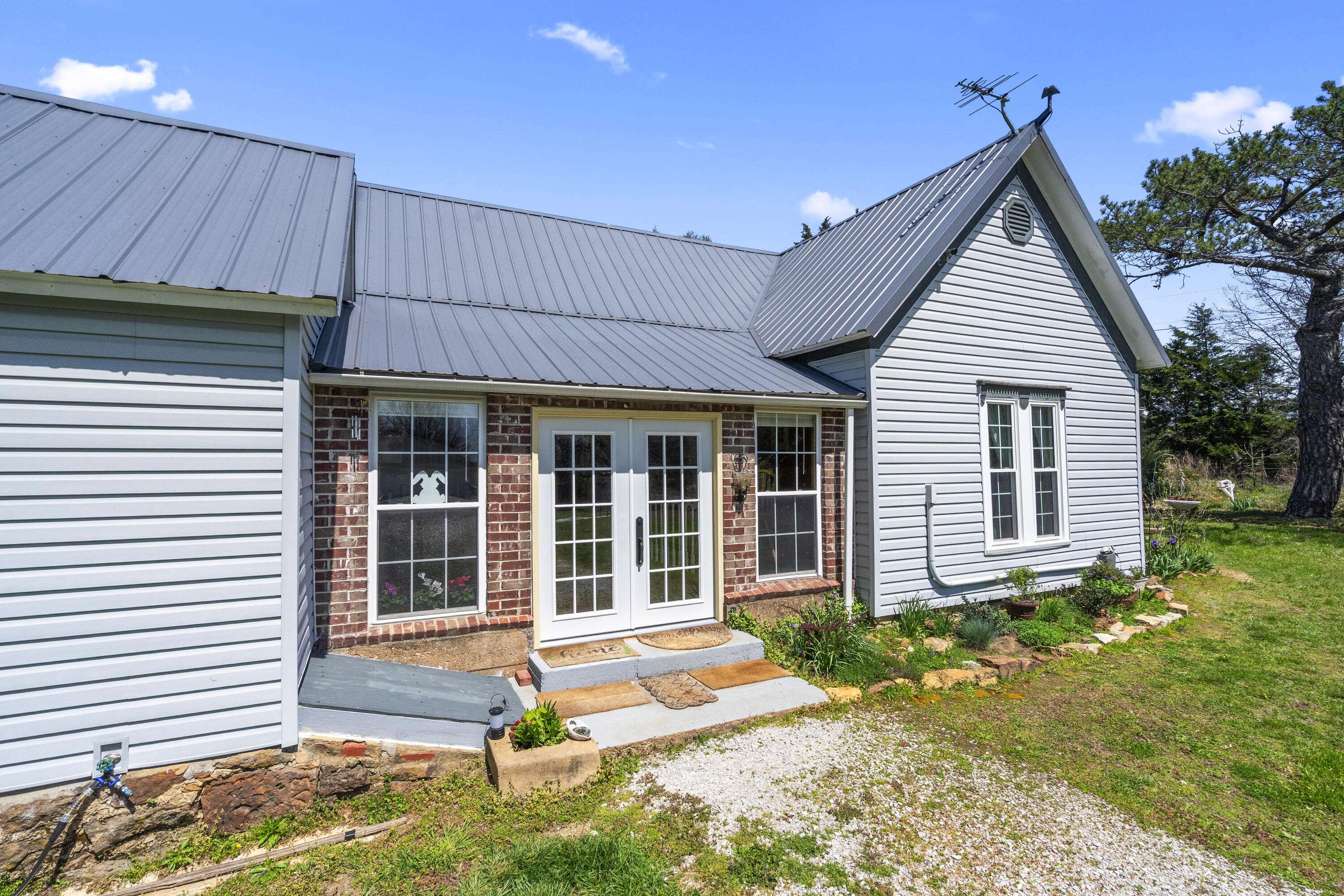 Fair Play, MO 65649,19150 S 2175th Road