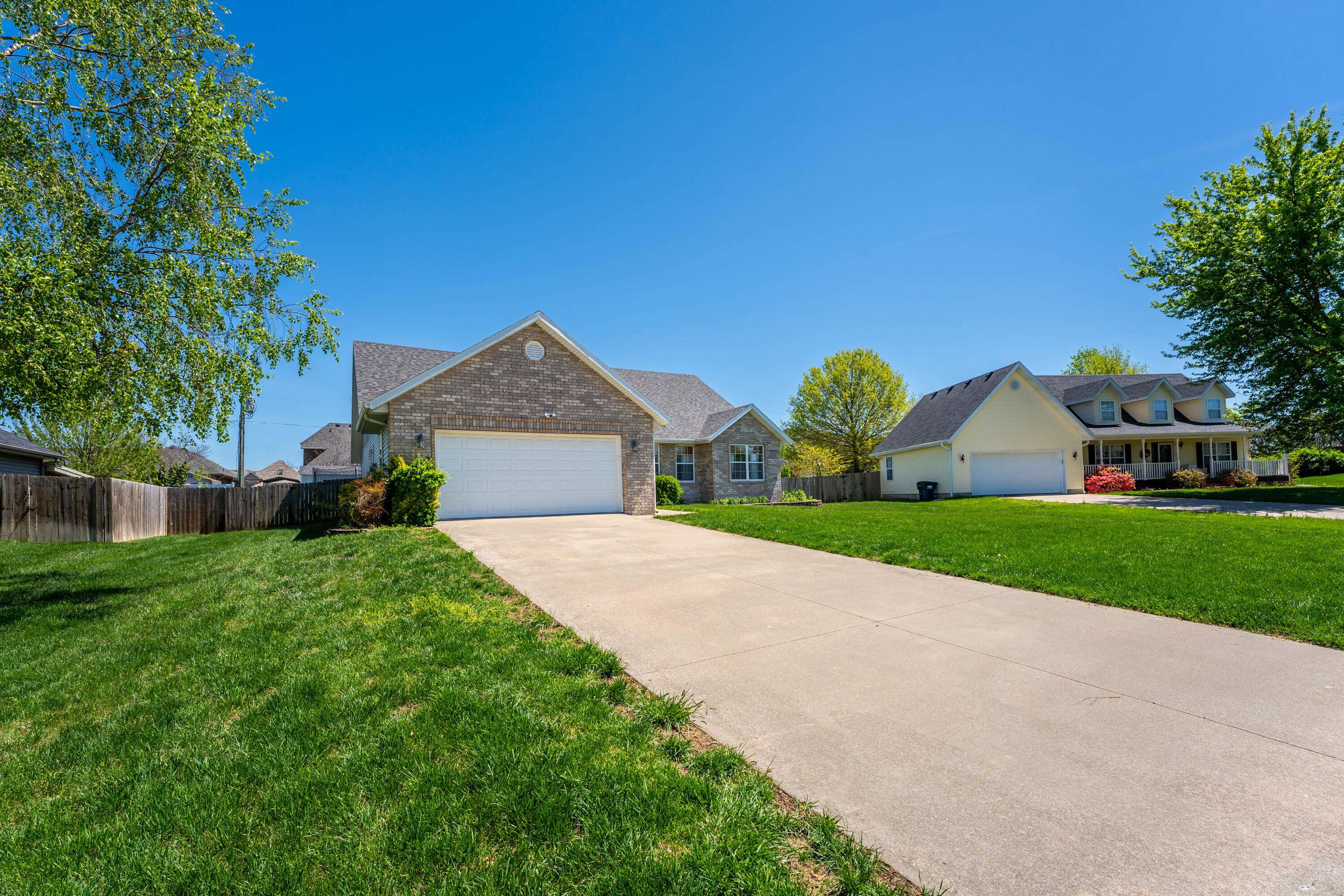 Marshfield, MO 65706,920 Brookside Drive