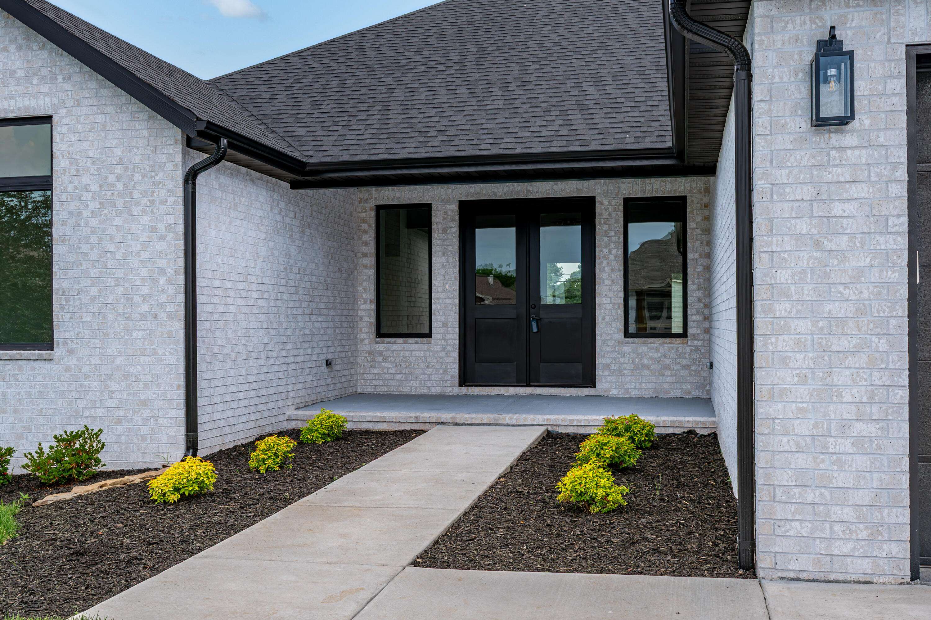 Springfield, MO 65807,3800 W Broadmoor Street