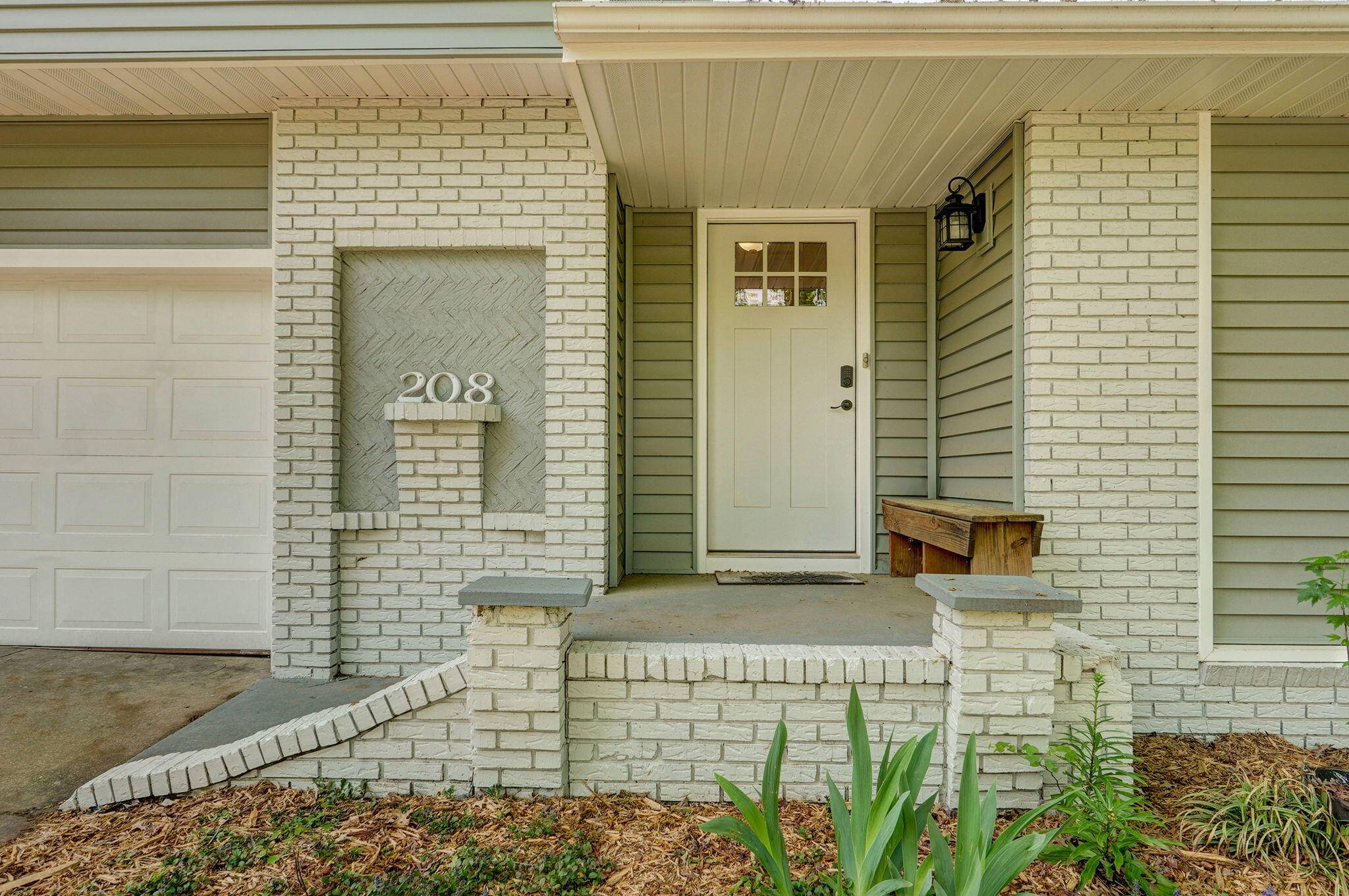 Nixa, MO 65714,208 Raintree Street
