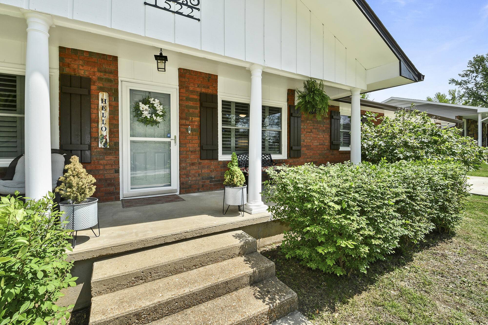 Bolivar, MO 65613,1522 S Oakland Avenue