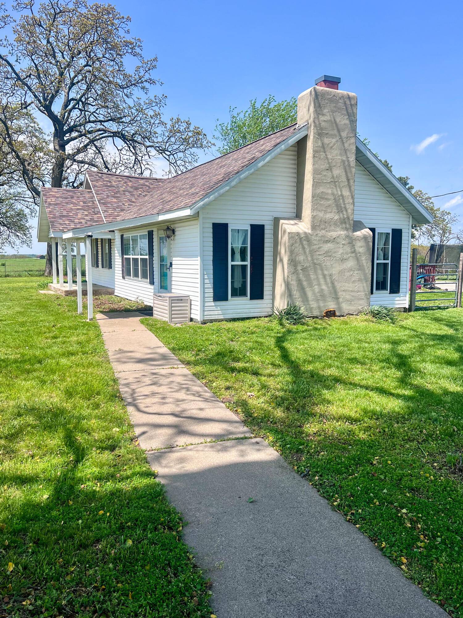 Preston, MO 65732,31913 Us Highway 54