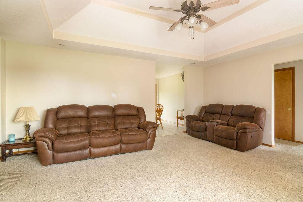 Billings, MO 65610,530 Coyote Ridge Drive