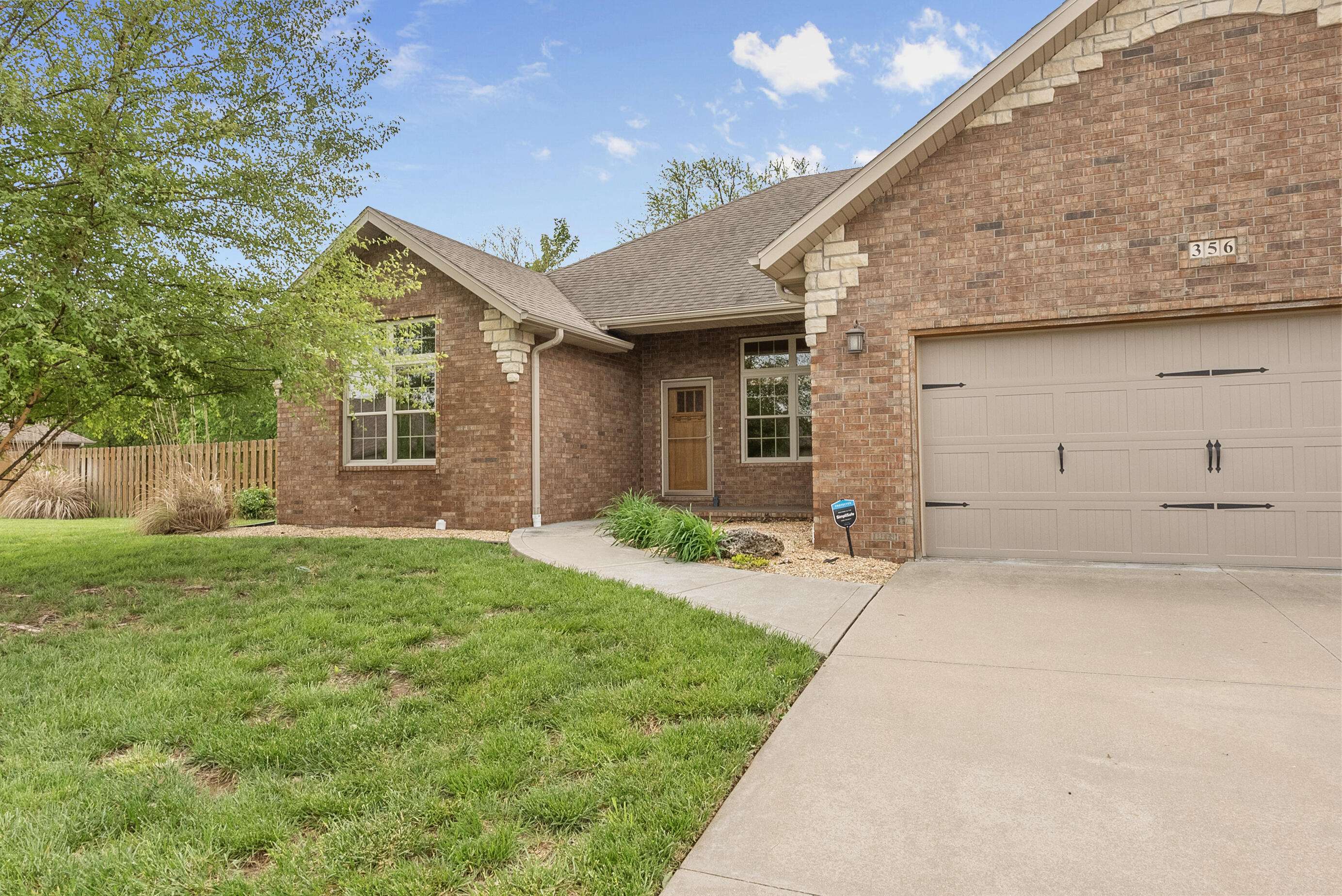 Springfield, MO 65803,356 W Thistlewood Drive