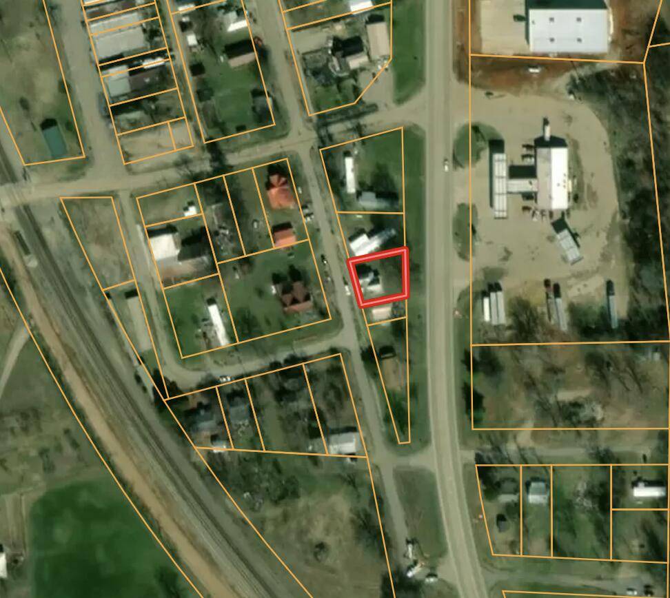 Koshkonong, MO 65692,102 Luyster Street