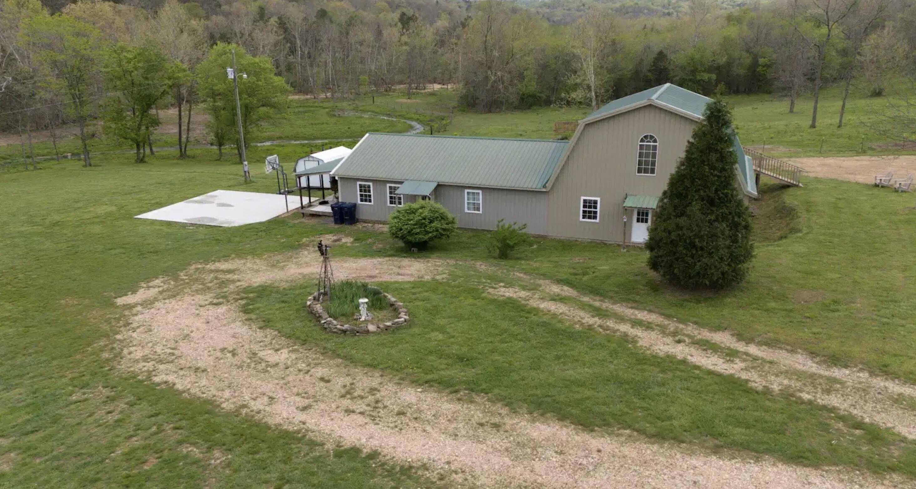 Bunker, MO 63629,3385 County Road 5615