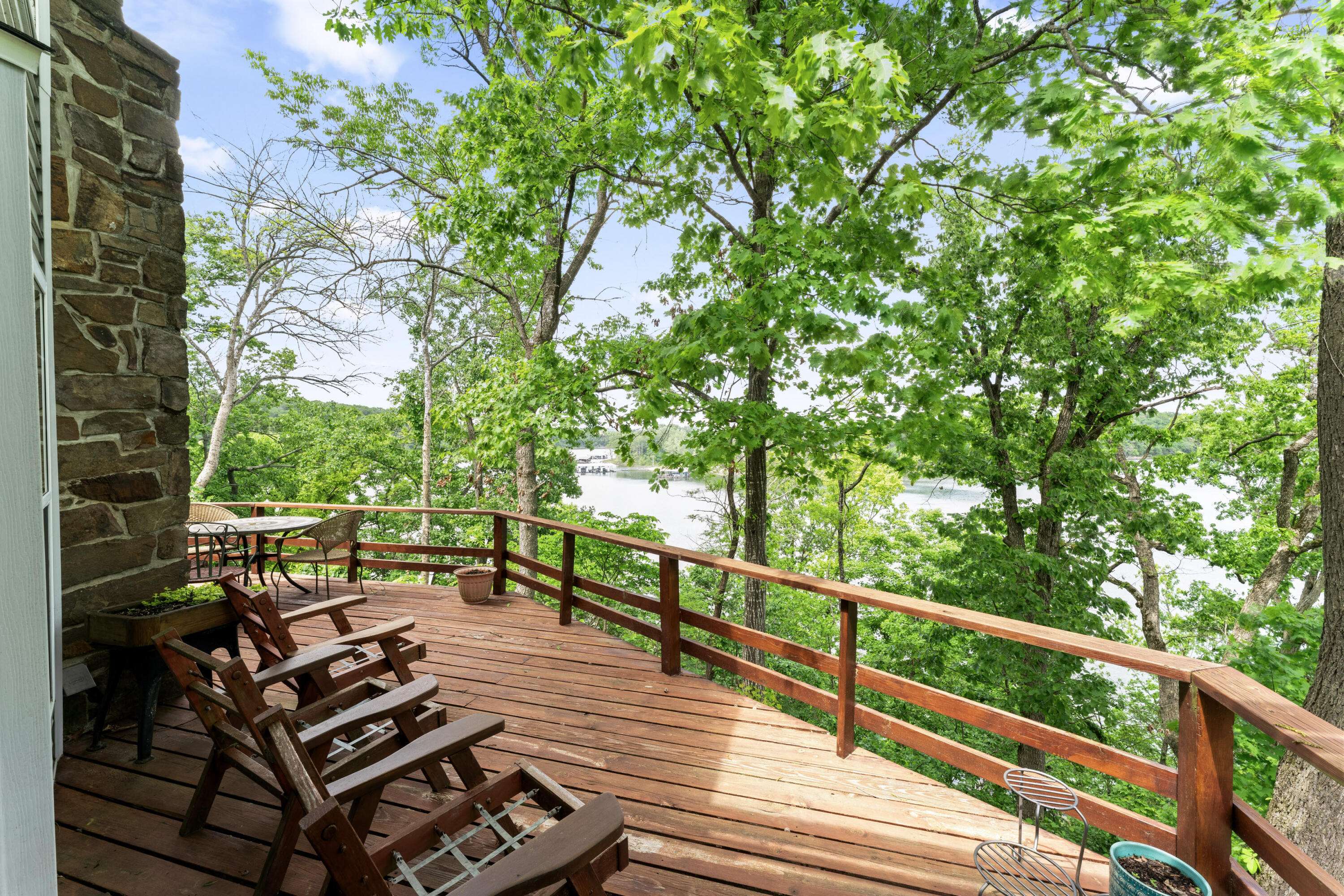 Golden, MO 65658,25864 Private Road 2247