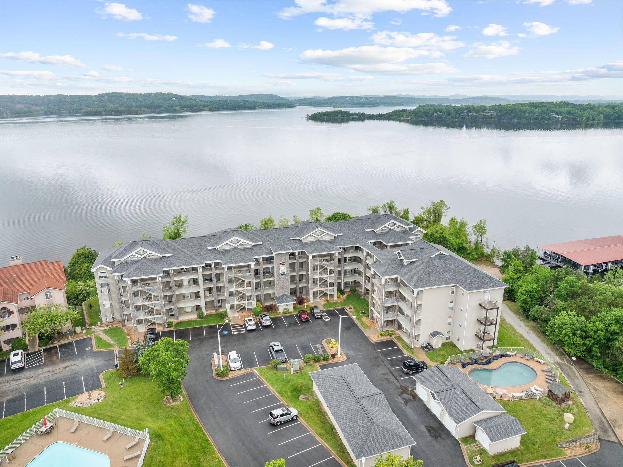 Hollister, MO 65672,680 Emerald Pointe Drive #6