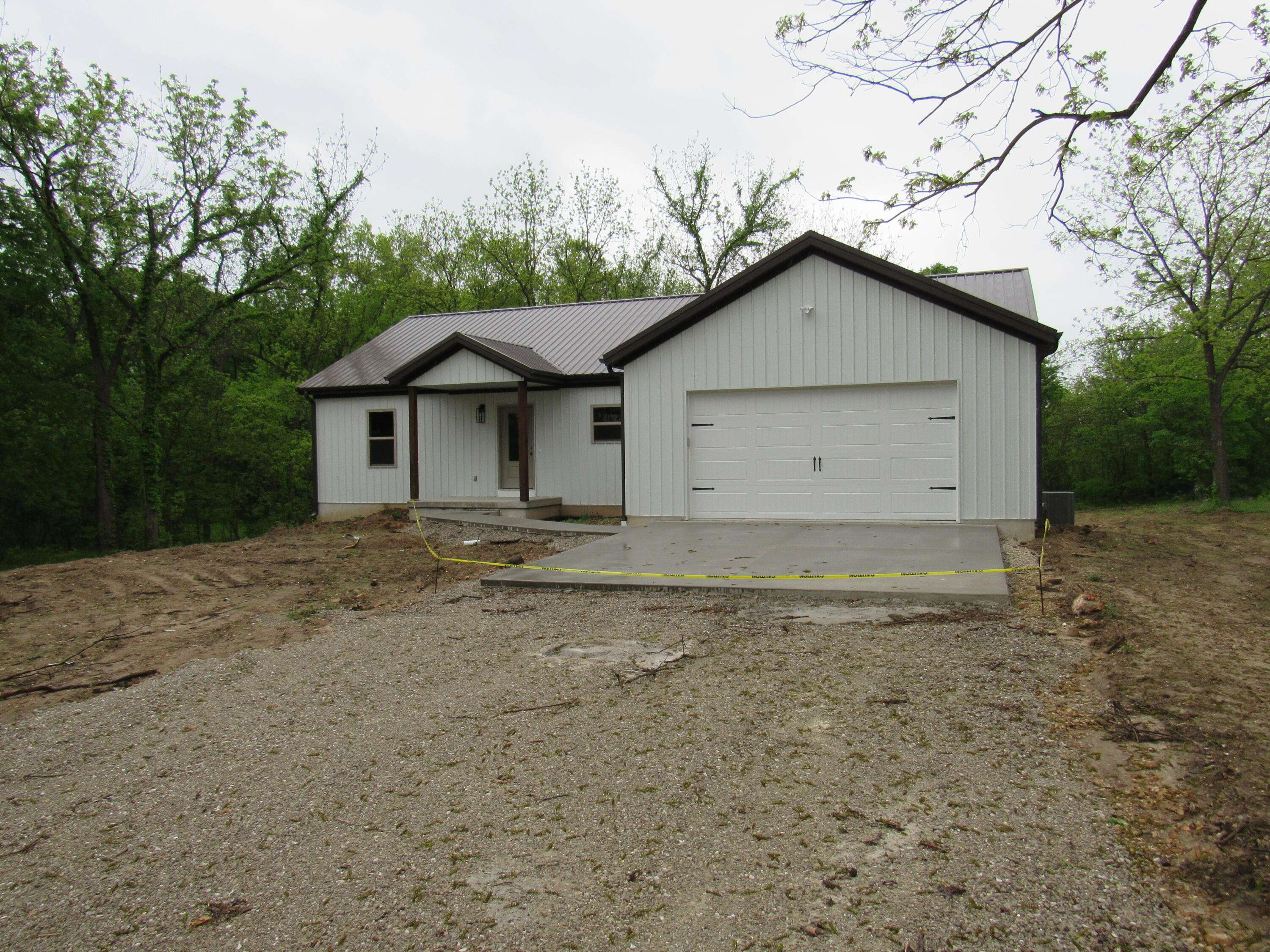 Marshfield, MO 65706,748 Birdsong Lane
