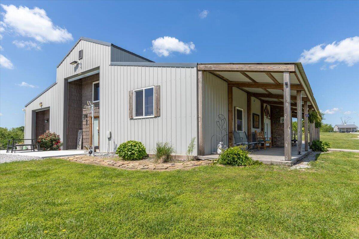 Pineville, MO 64856,1633 Jessie James Road