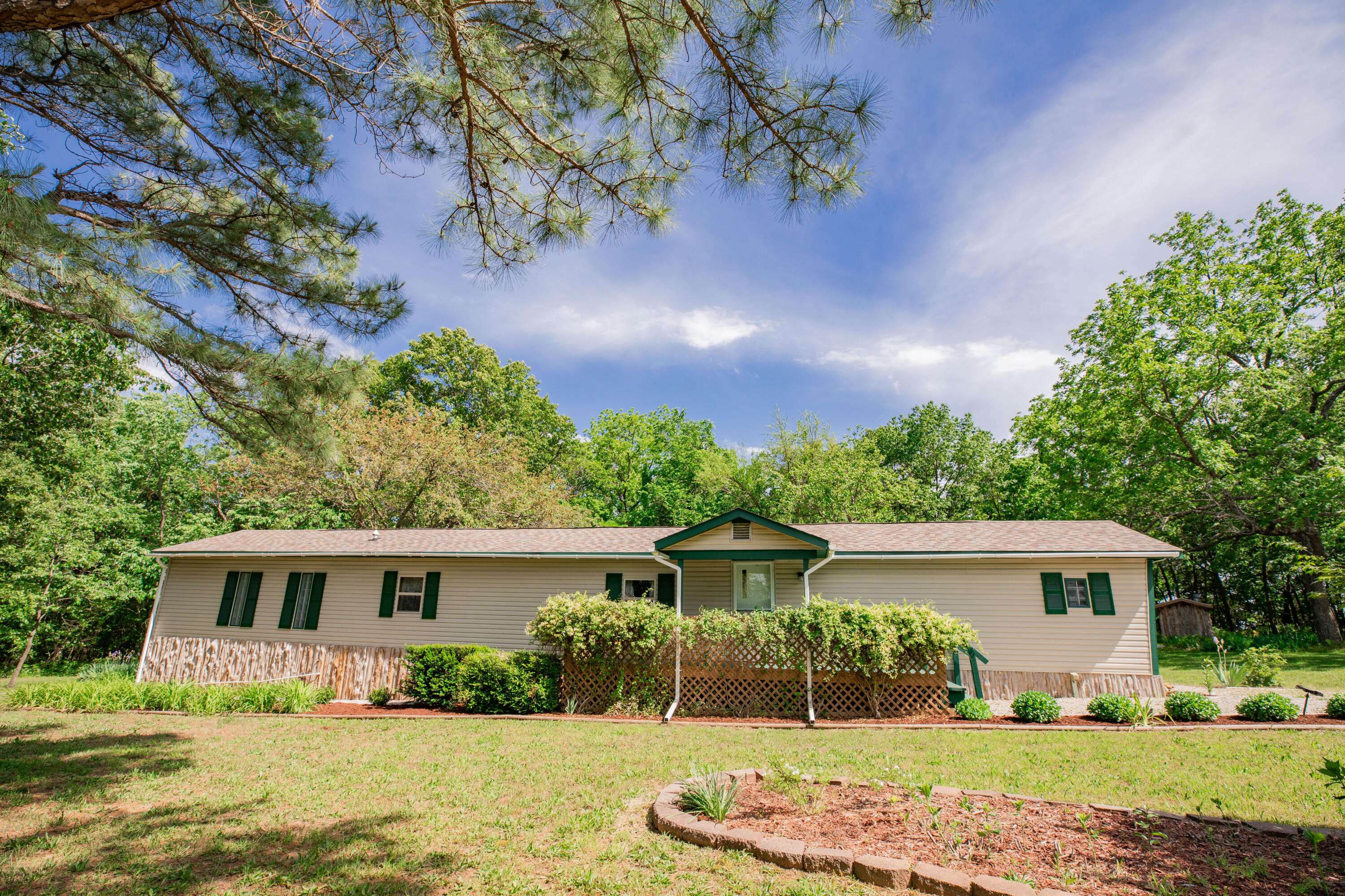 Wheatland, MO 65779,21595 County Road 273