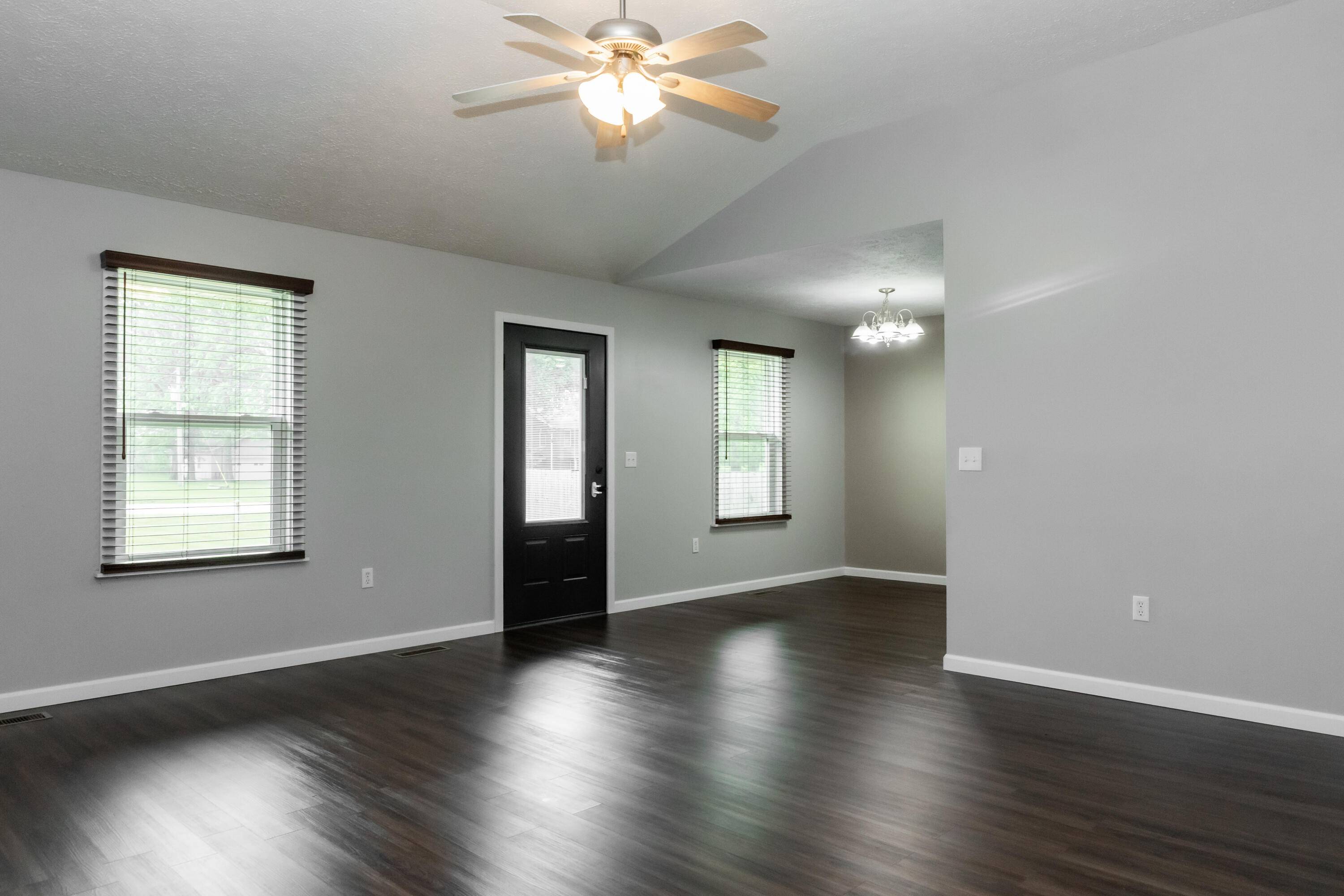 Rogersville, MO 65742,122 N Walnut Avenue