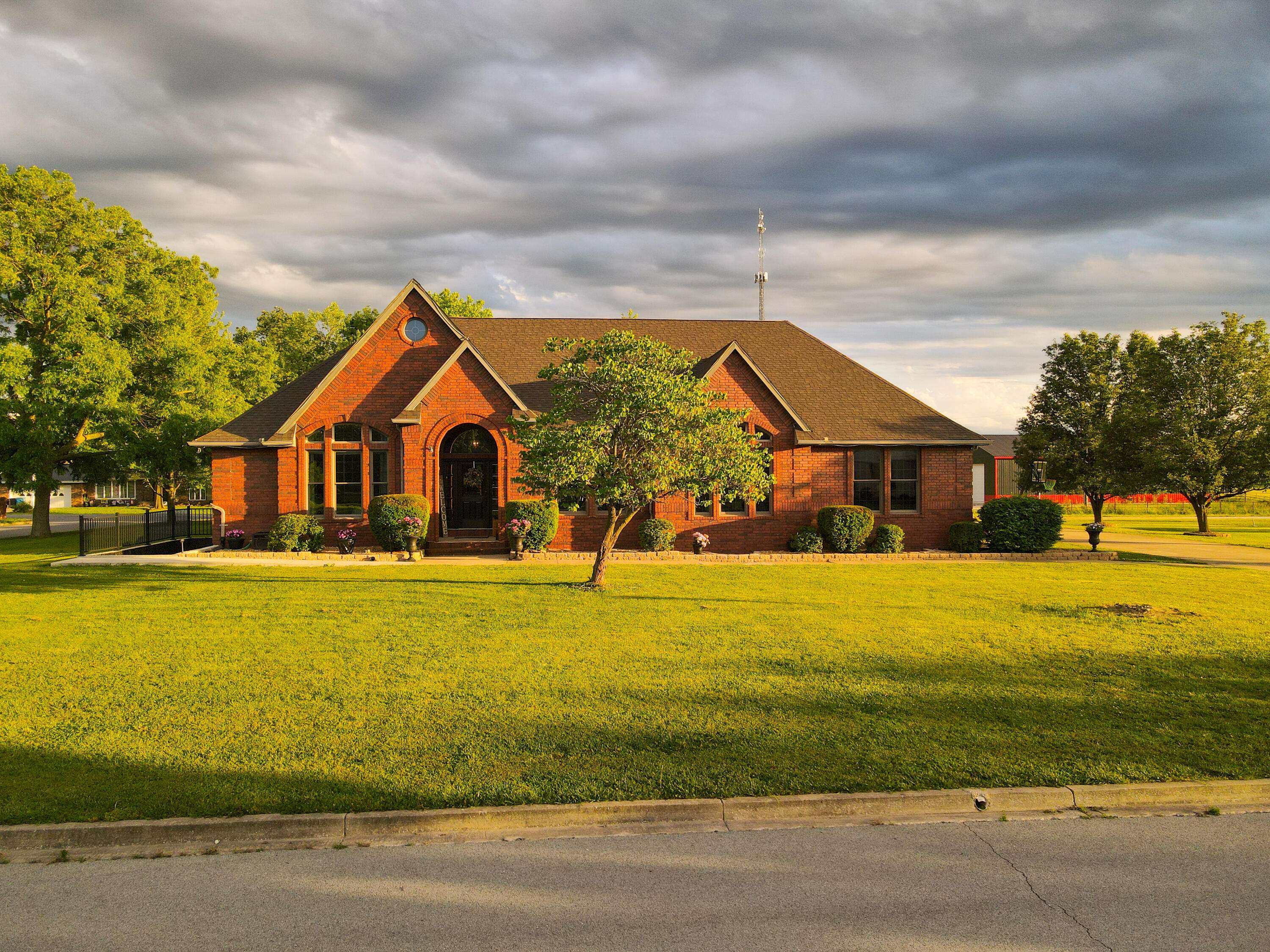 Lamar, MO 64759,1 Shamrock Drive