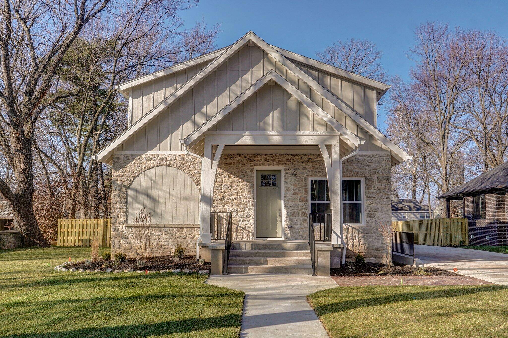Springfield, MO 65804,1115 S National Avenue