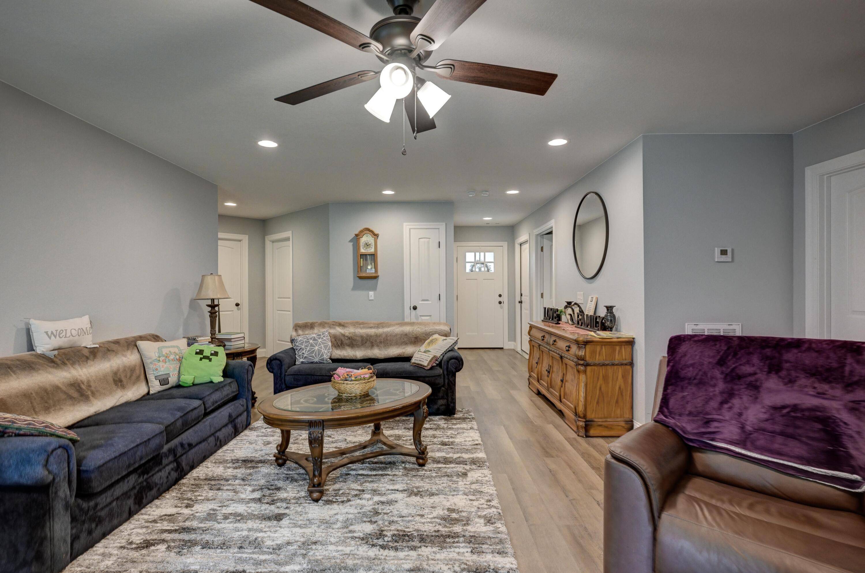 Neosho, MO 64850,1302 Justin Trail