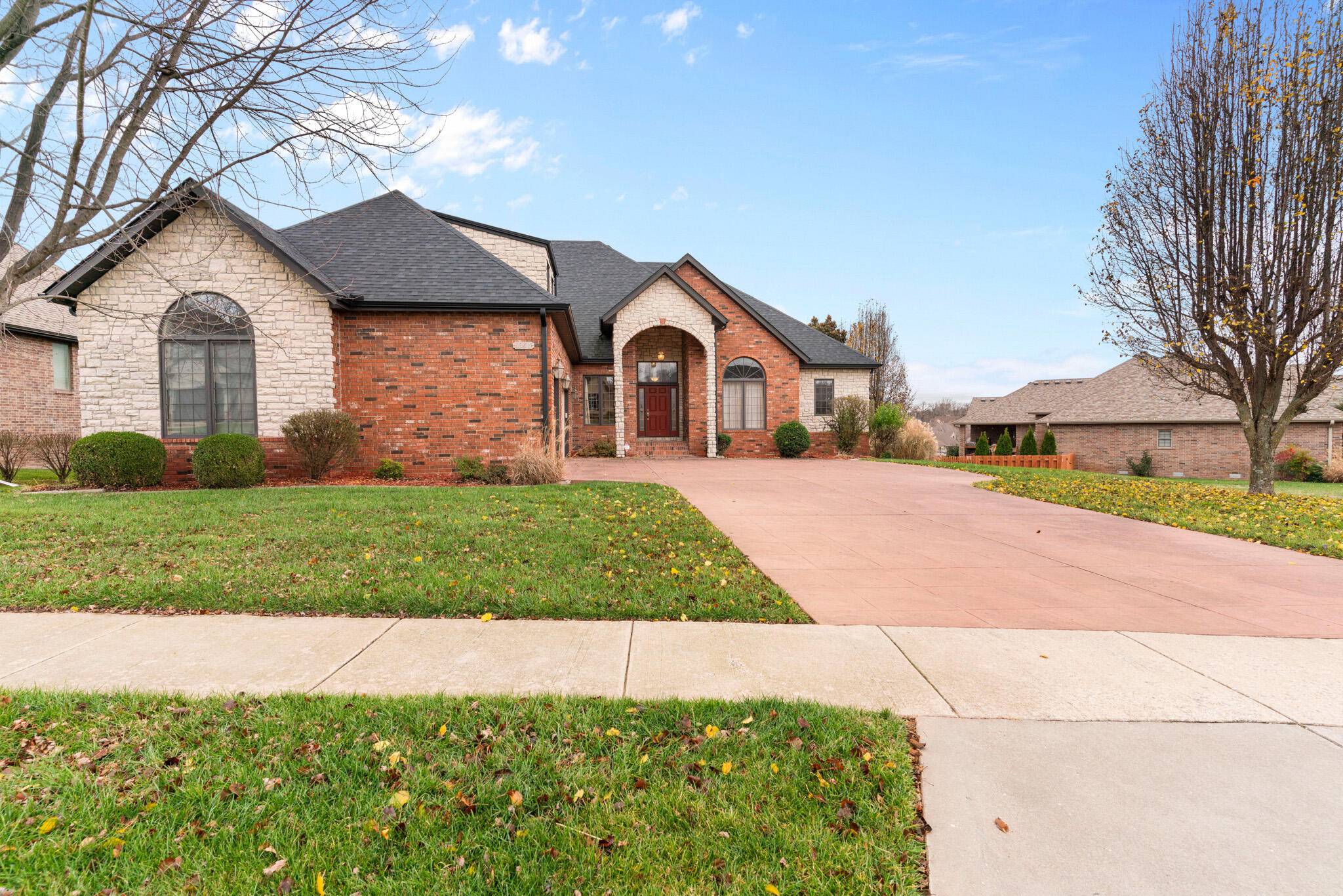 Springfield, MO 65810,1350 E Siler Parkway