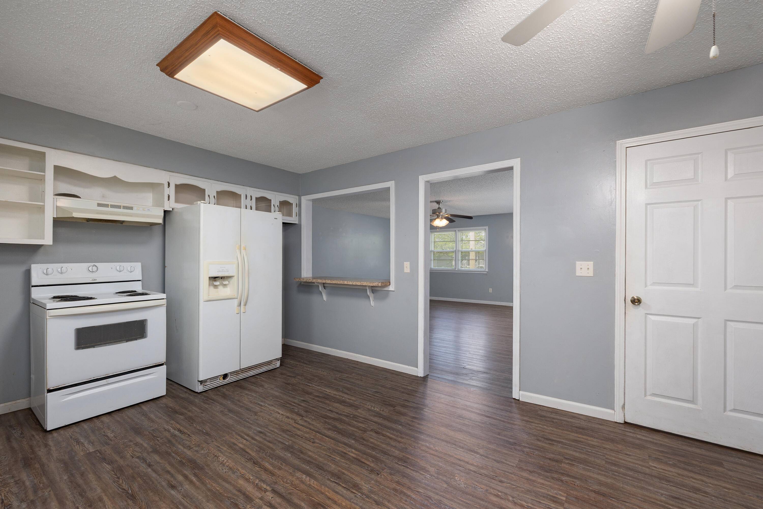 Springfield, MO 65802,1800 N Golden Avenue
