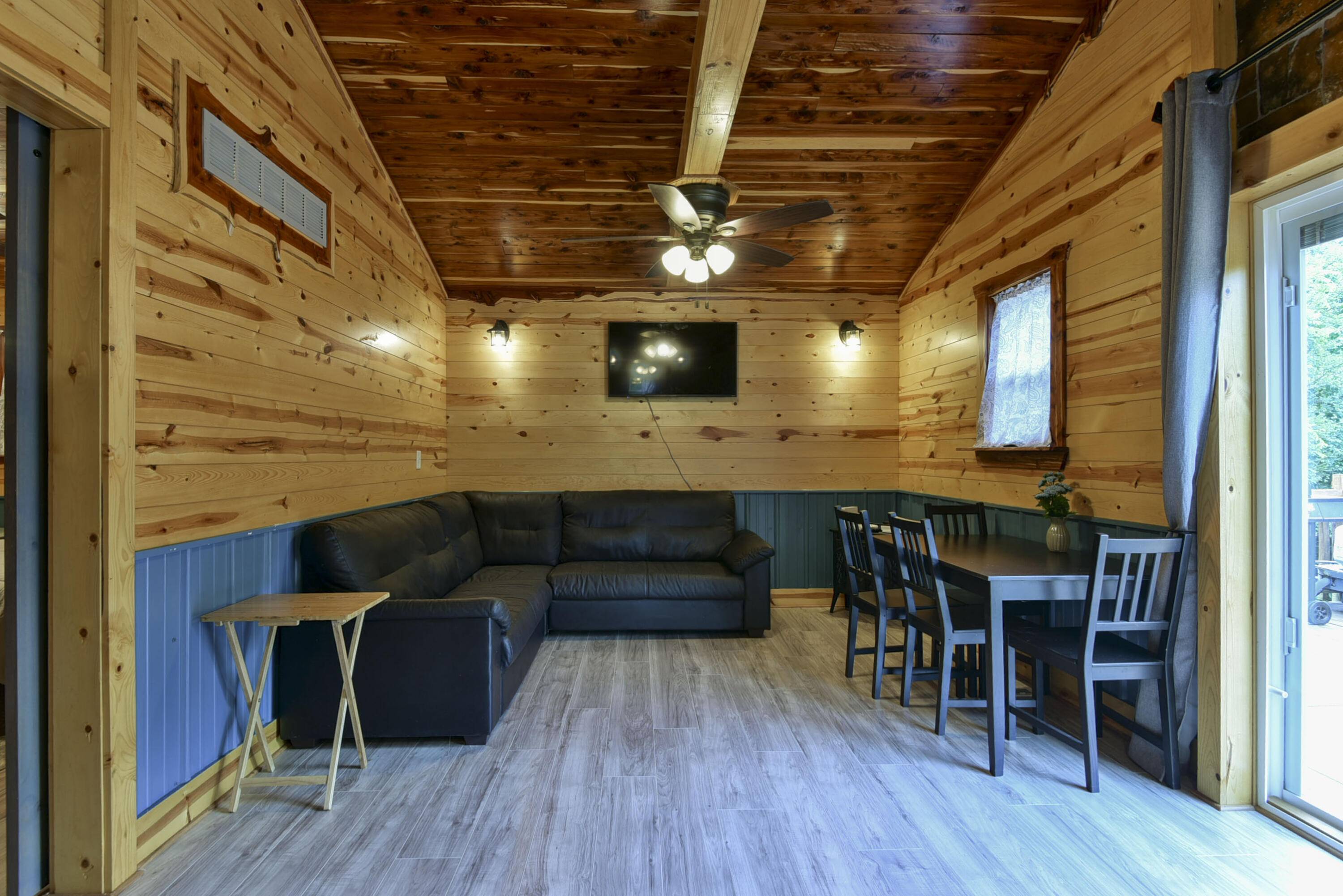 Lampe, MO 65681,145 Allison Bend