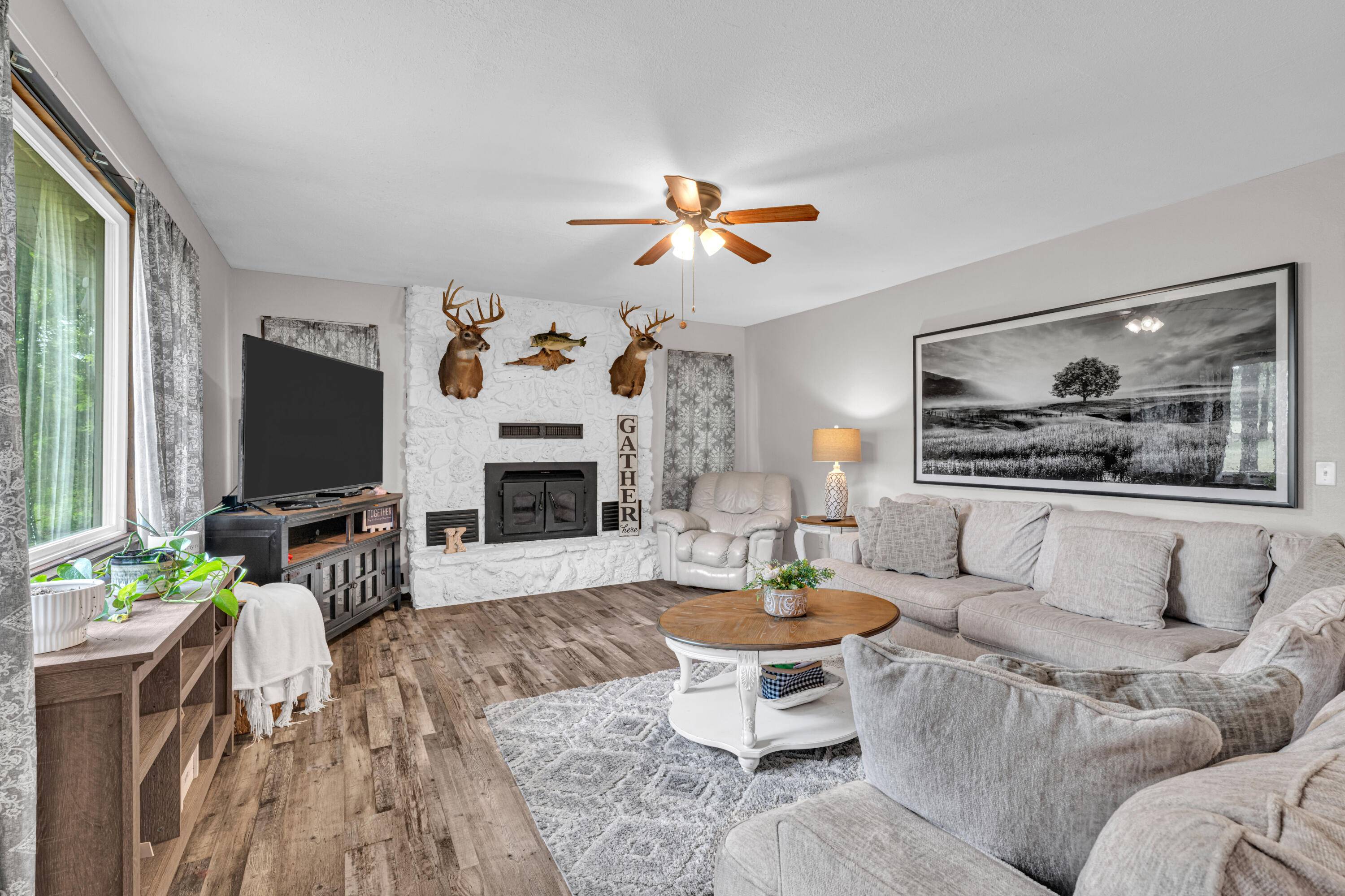 Mountain View, MO 65548,21371 Howell Road
