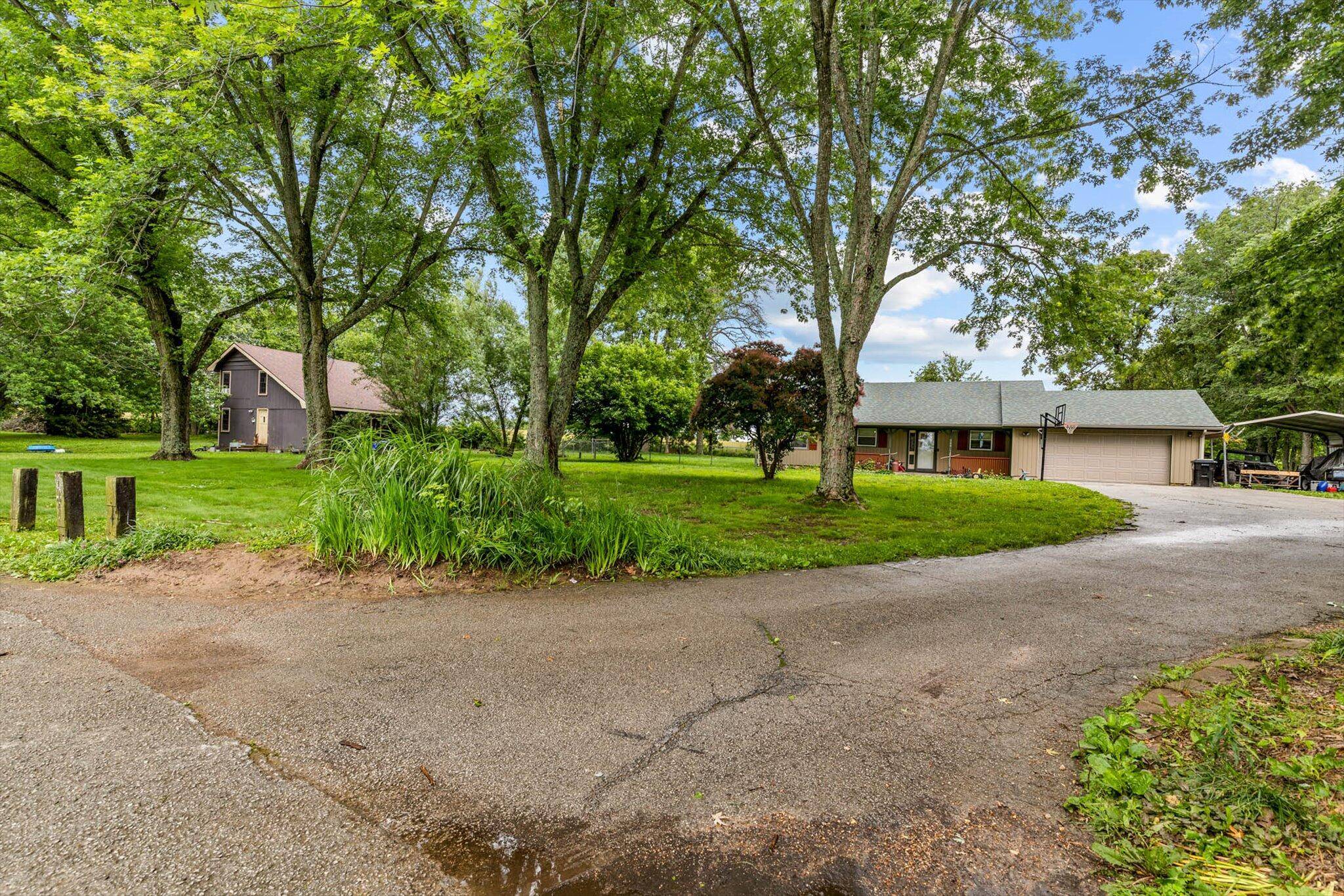 Sparta, MO 65753,206 Plum Street