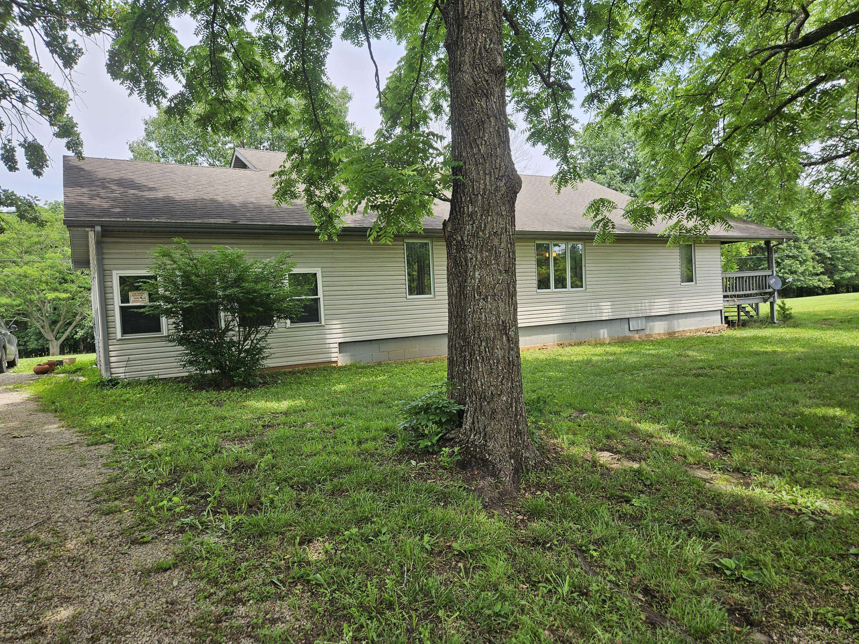 Wheatland, MO 65779,21175 Maple Lane Lane