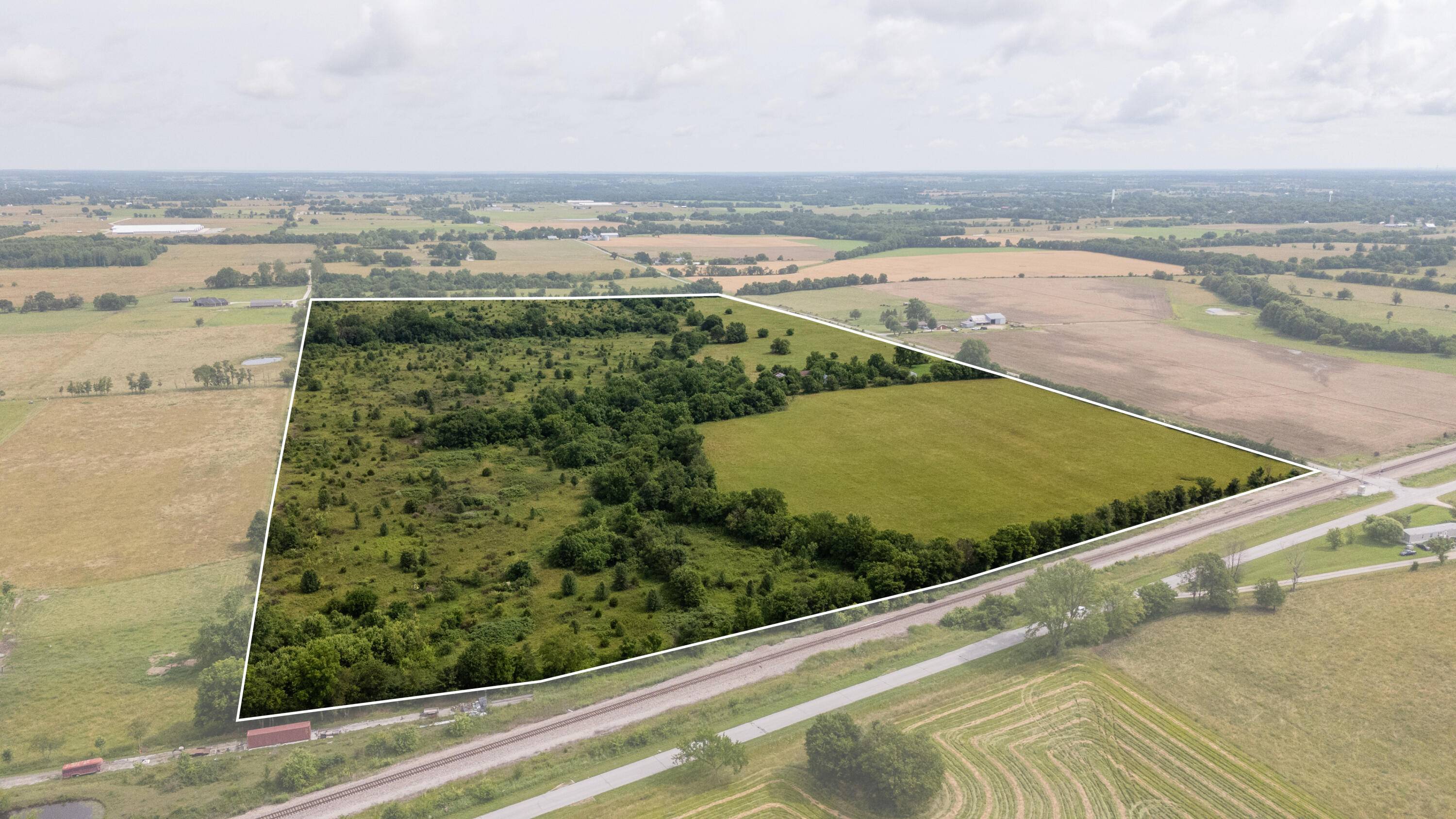 Aurora, MO 65605,00 Lawrence 1220