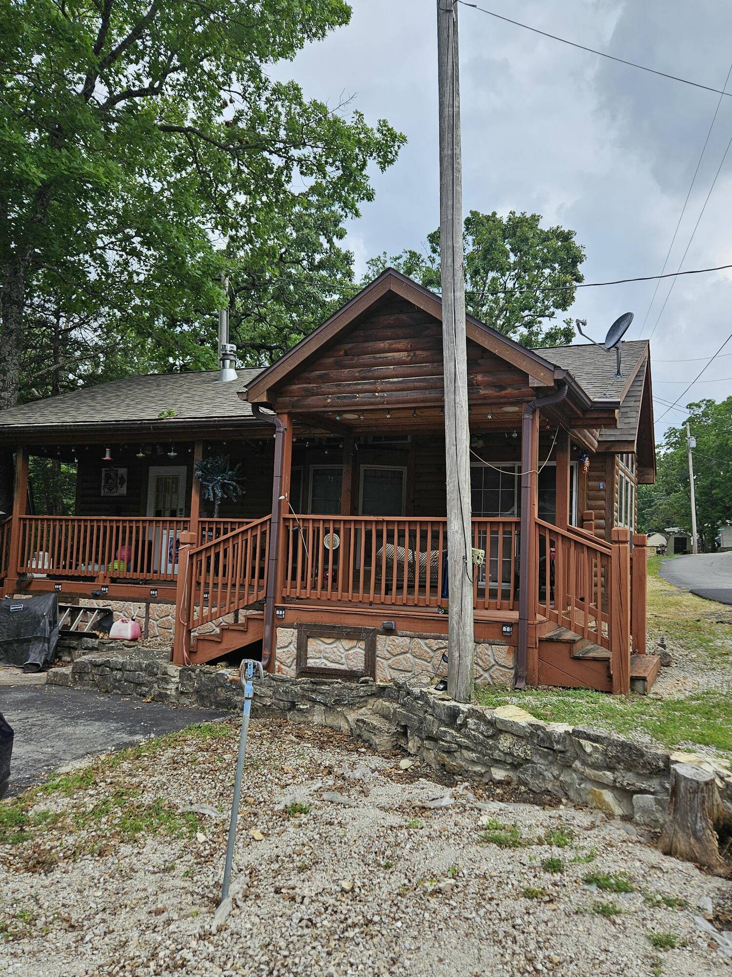Hollister, MO 65672,462 Jellystone Avenue