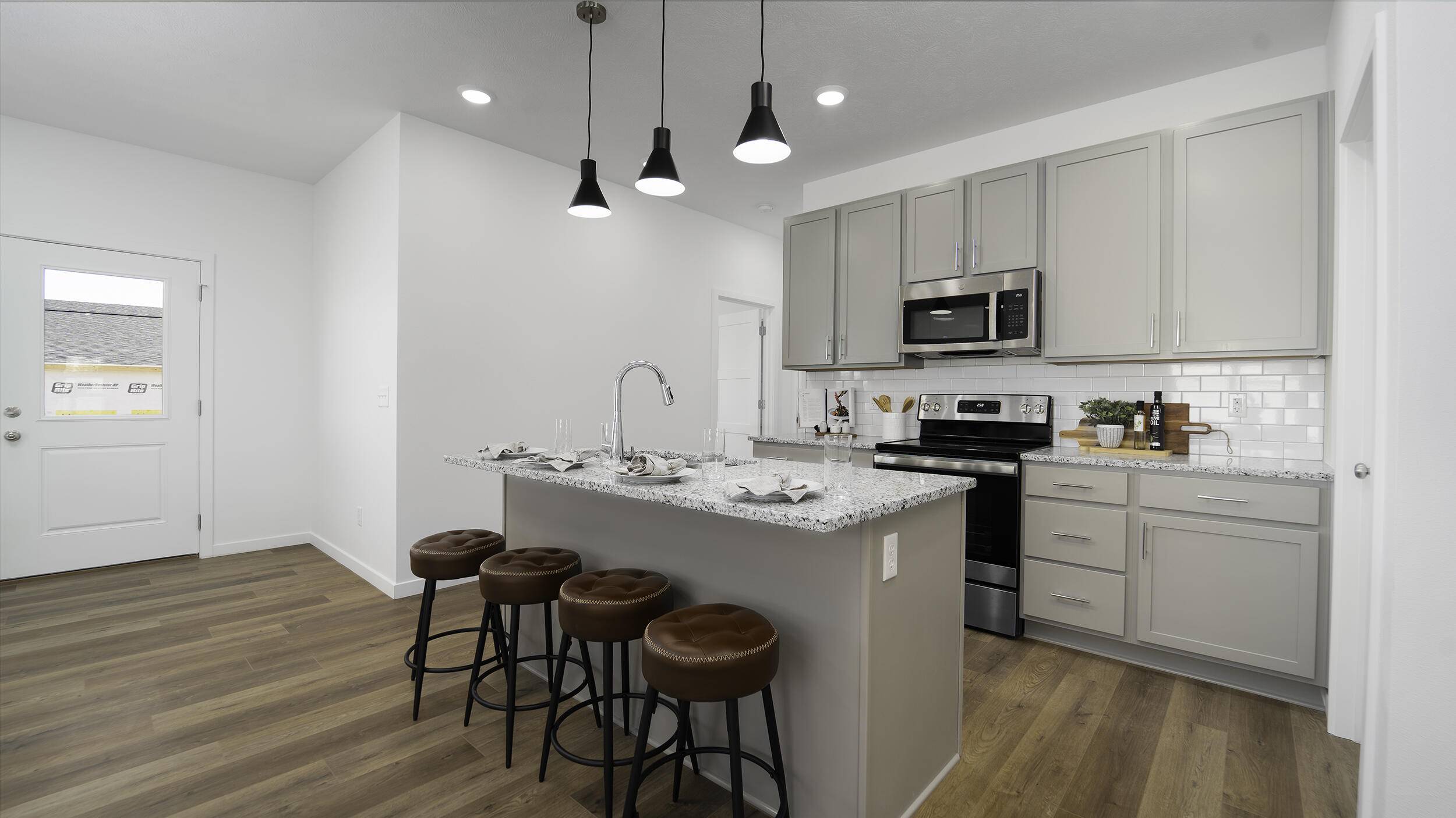 Springfield, MO 65802,875 S Orchard Way