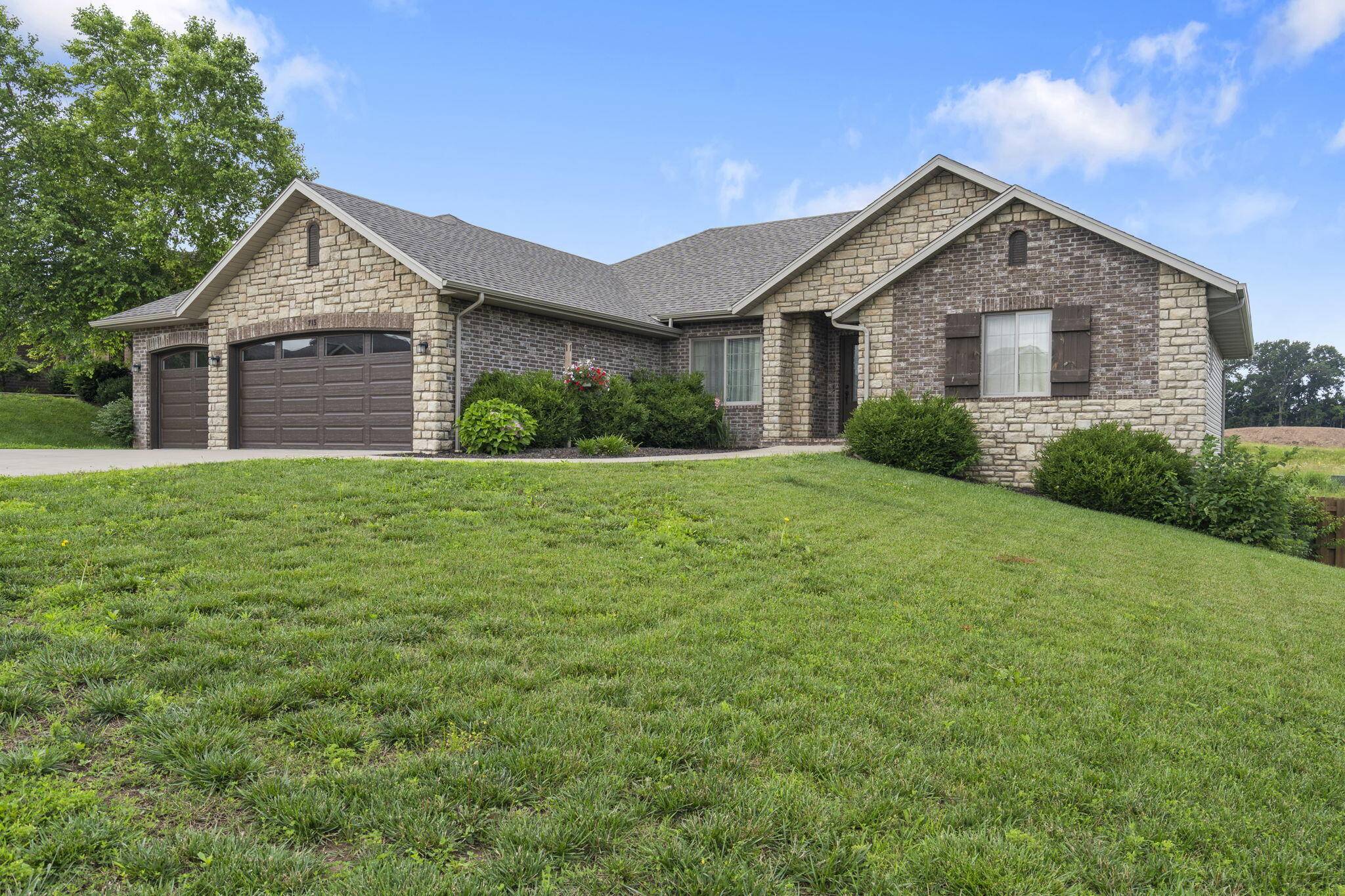 Nixa, MO 65714,715 S Oak Terrace Drive