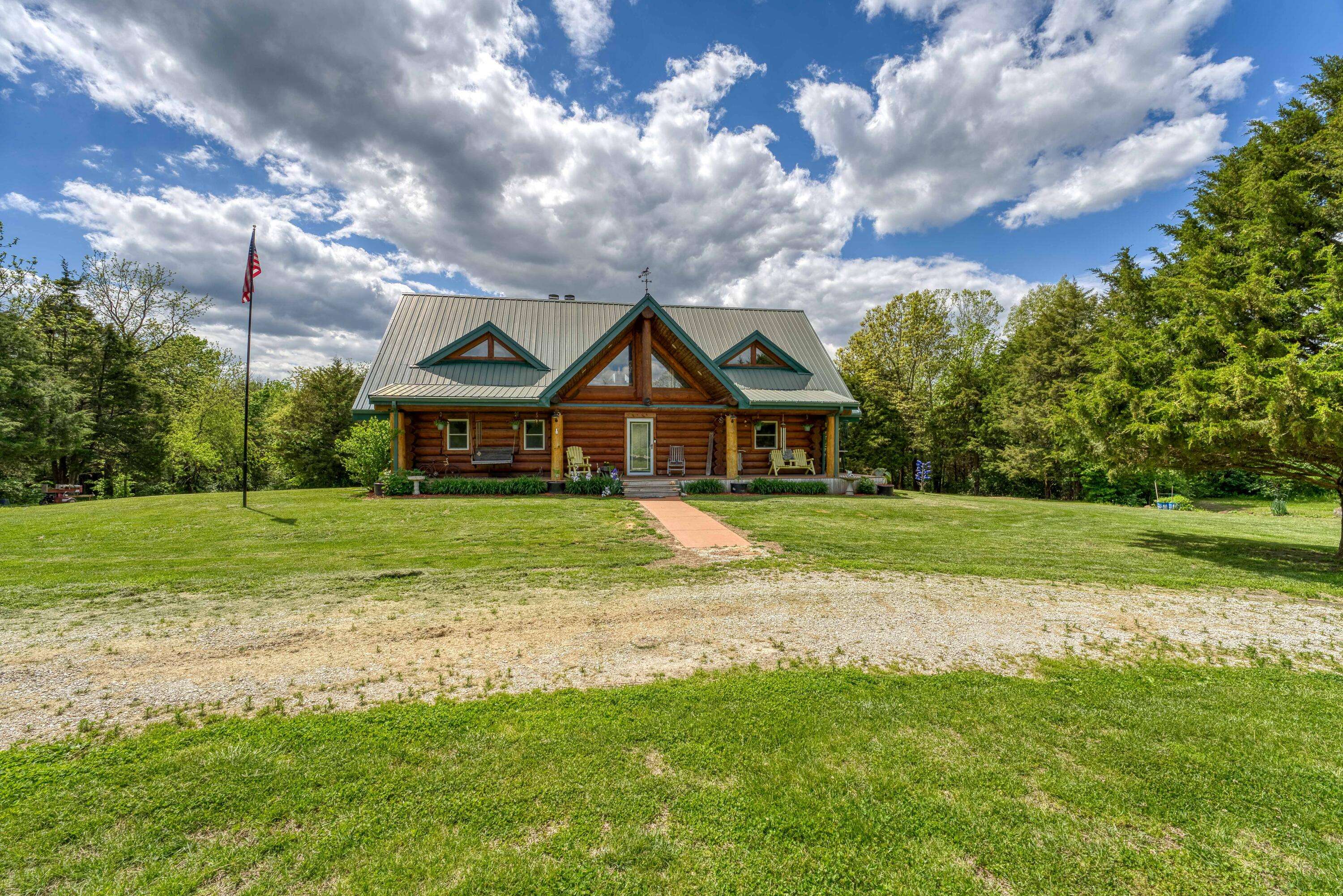 Chilhowee, MO 64733,1244 SW 101 Road