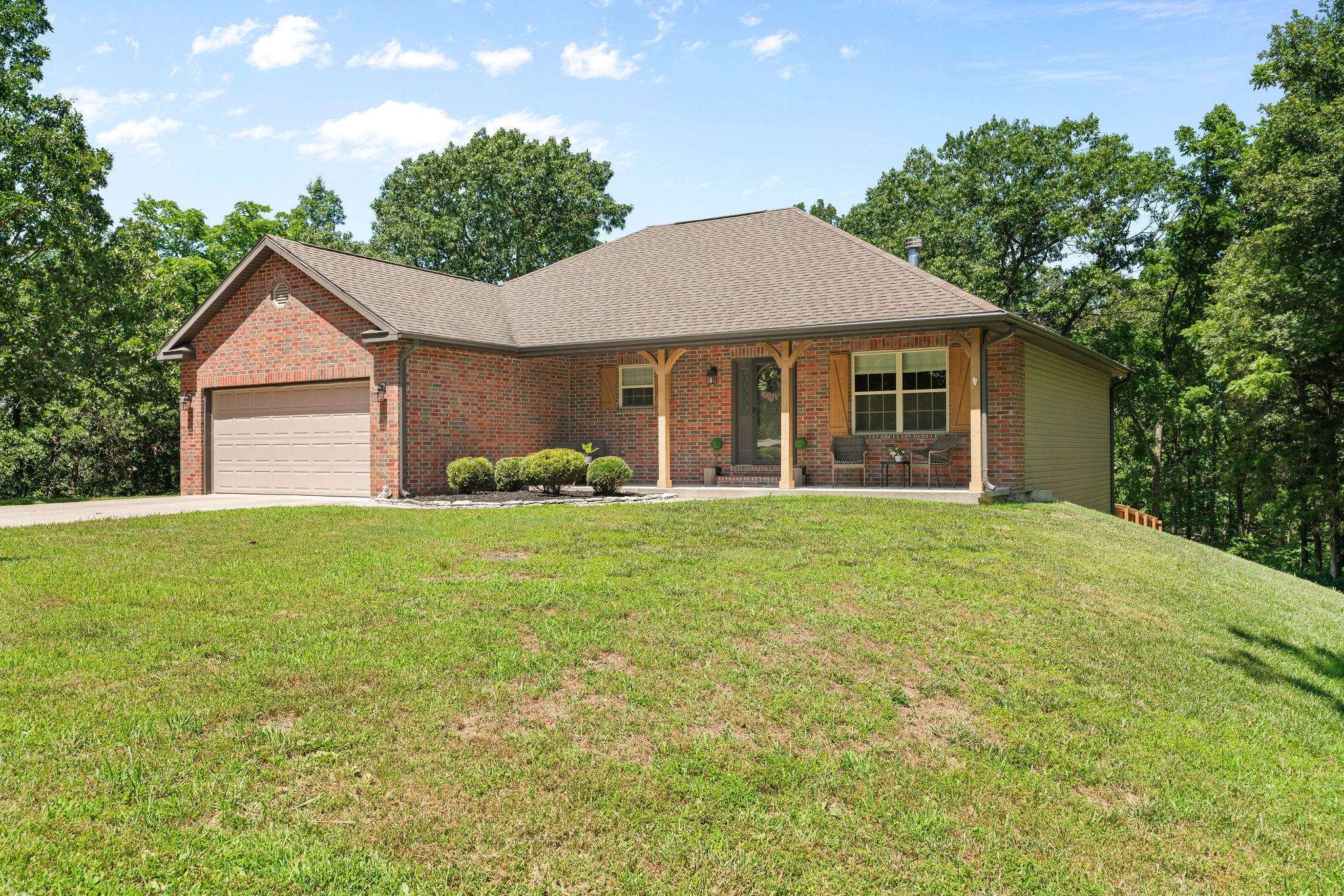 Blue Eye, MO 65611,1865 Morningside Falls Boulevard