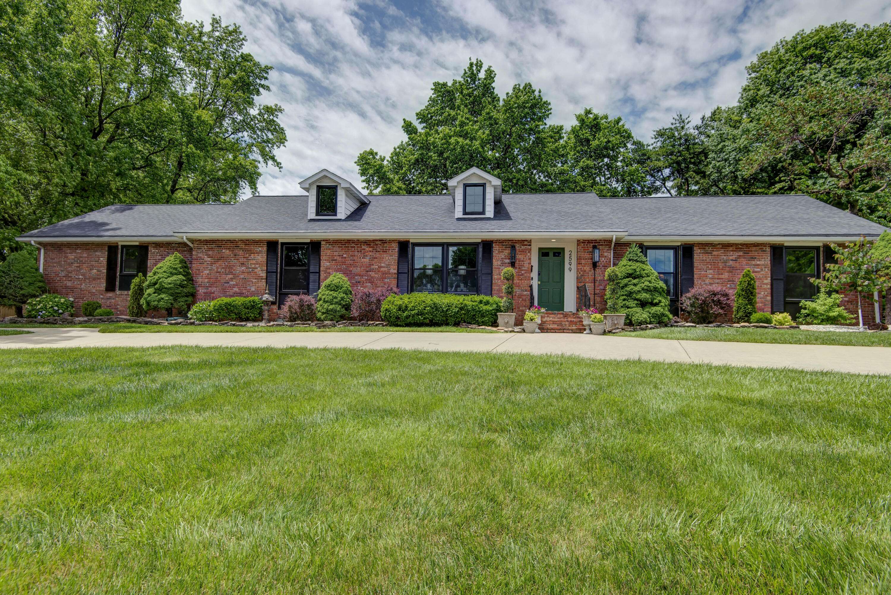 Springfield, MO 65804,2599 S Skyline Drive