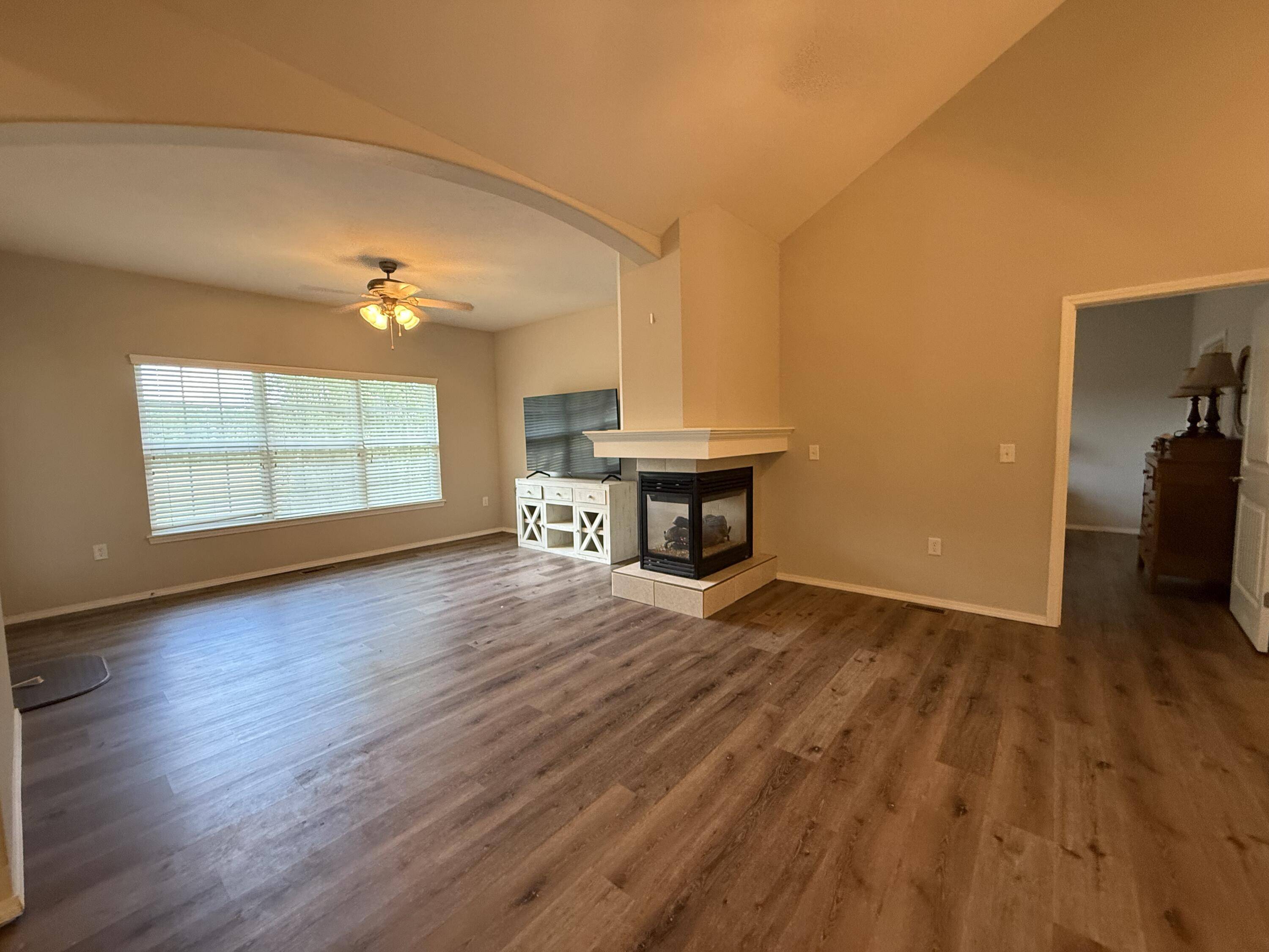 Nixa, MO 65714,1352 N Sandy Creek Circle ##3