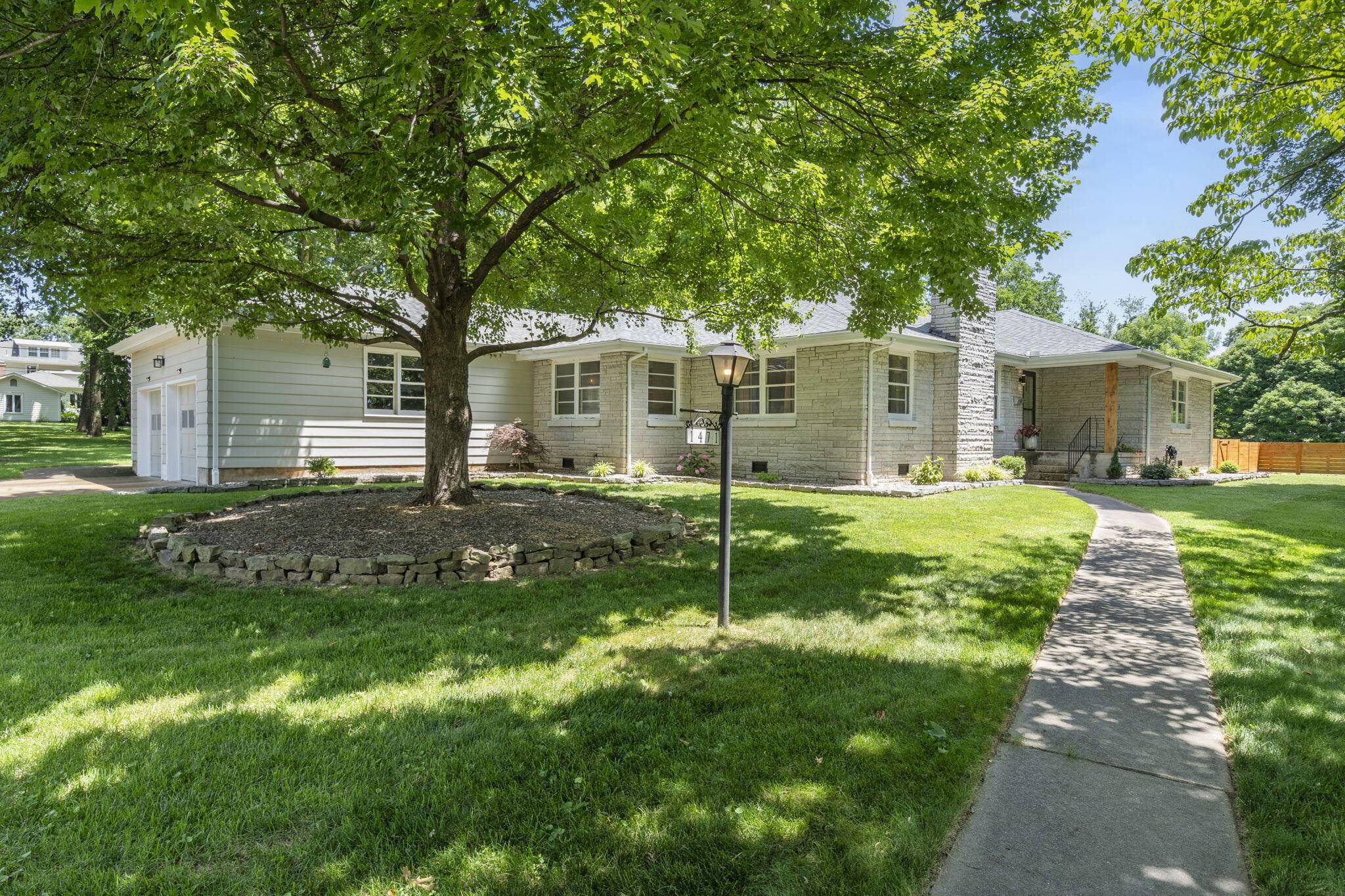 Springfield, MO 65804,1471 E Bennett Street