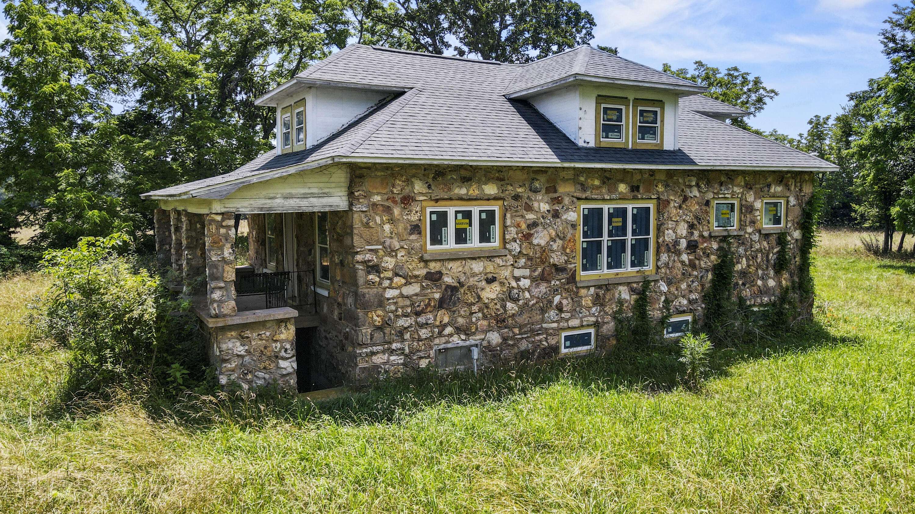 West Plains, MO 65775,5603 County Road 3250