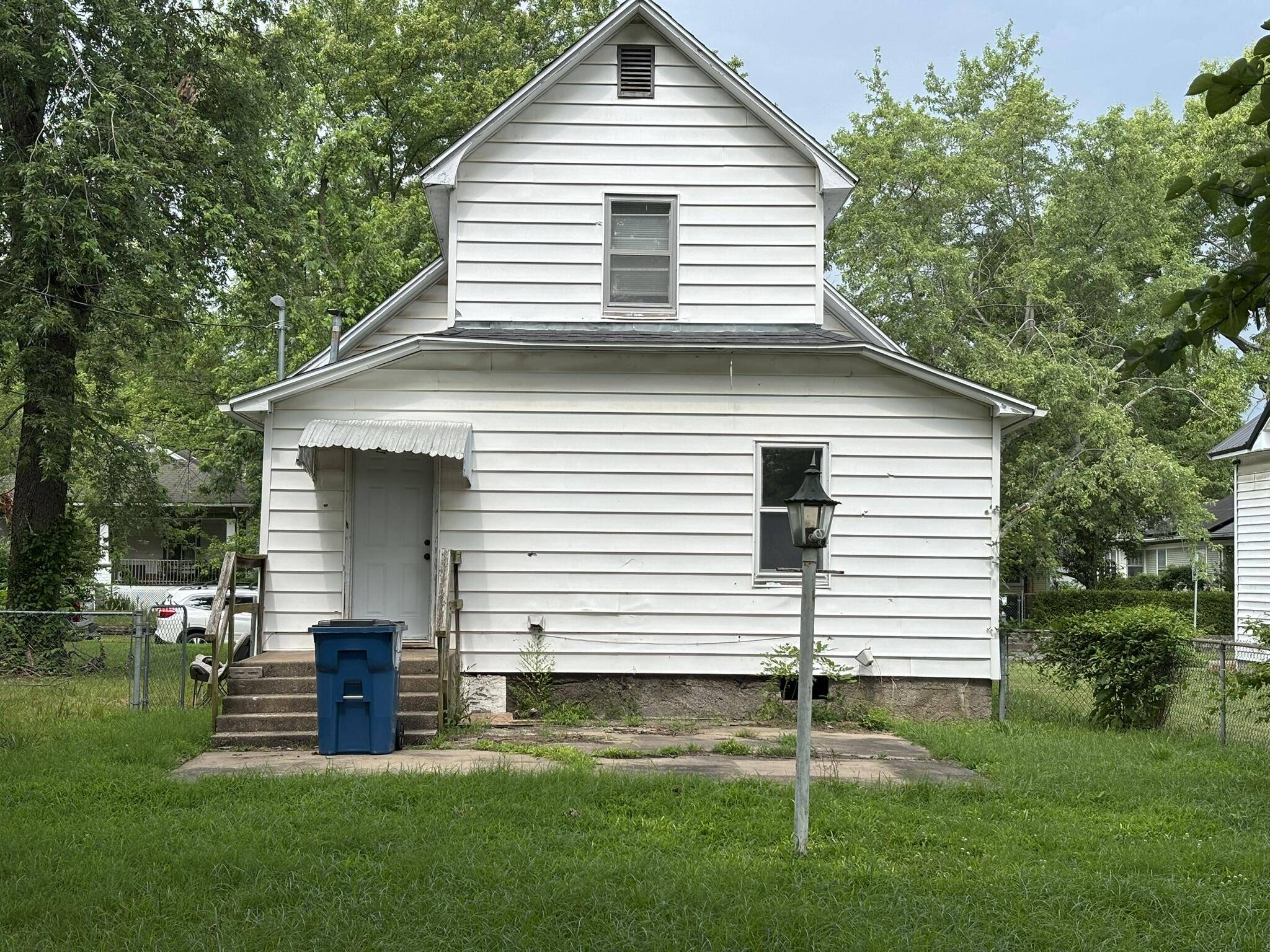 Joplin, MO 64801,815 Empire Avenue