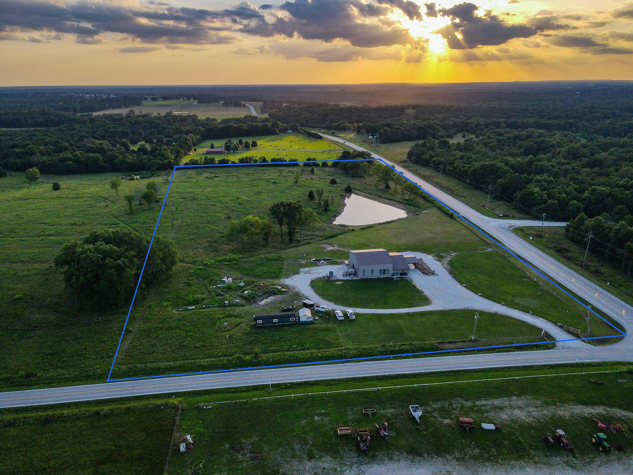El Dorado Springs, MO 64744,30950 E 54 Hwy