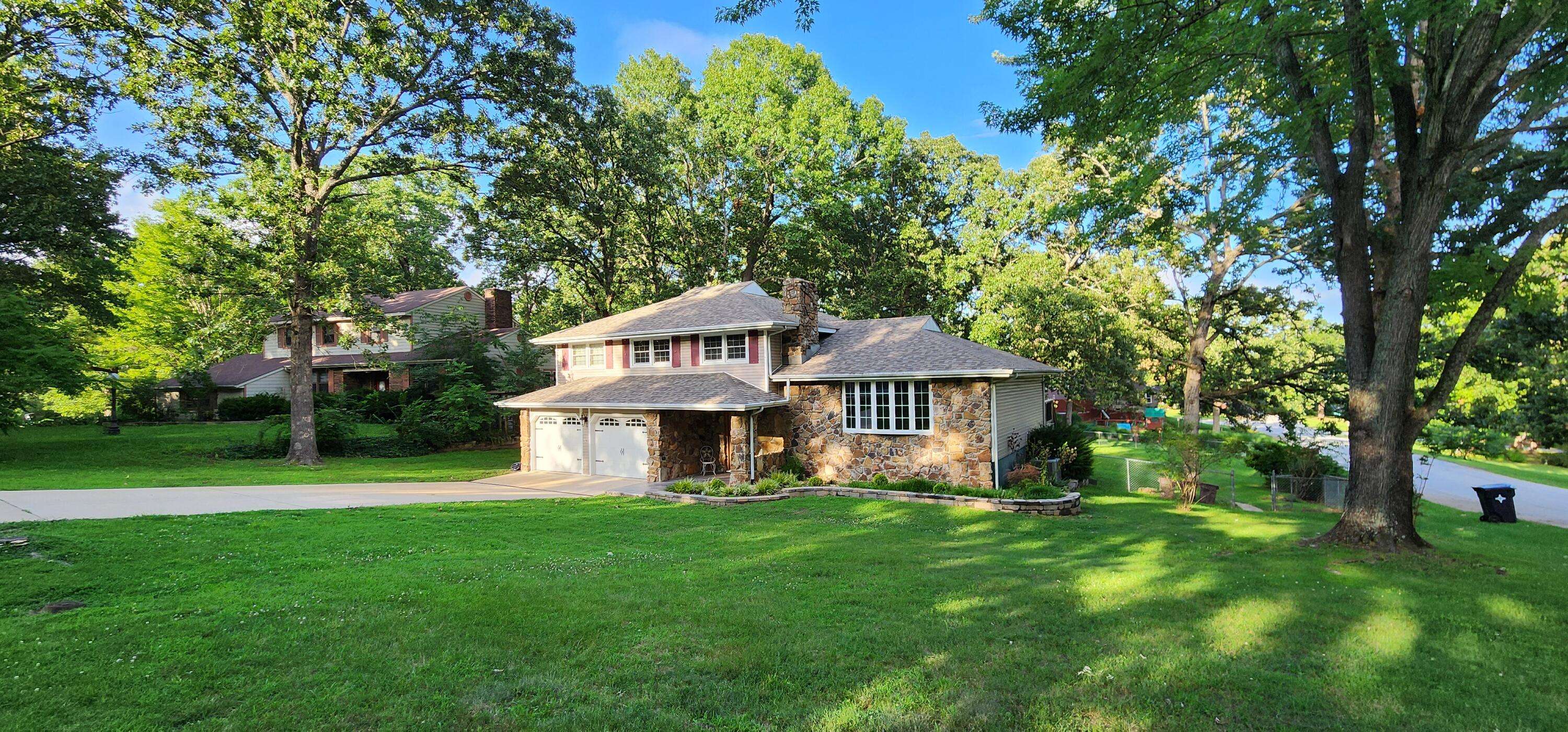 West Plains, MO 65775,1402 Stoney Drive