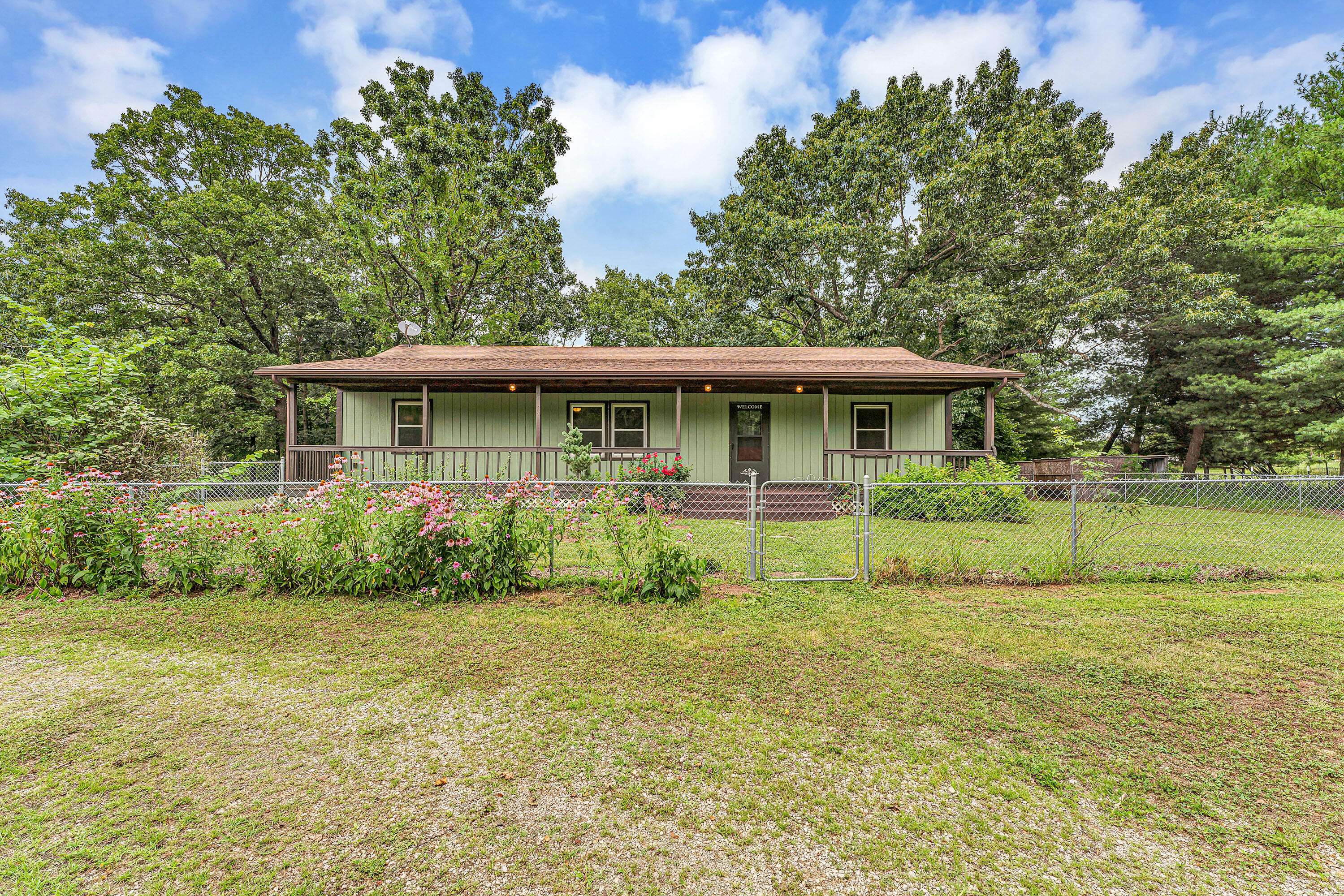 Verona, MO 65769,392 E Ella Street
