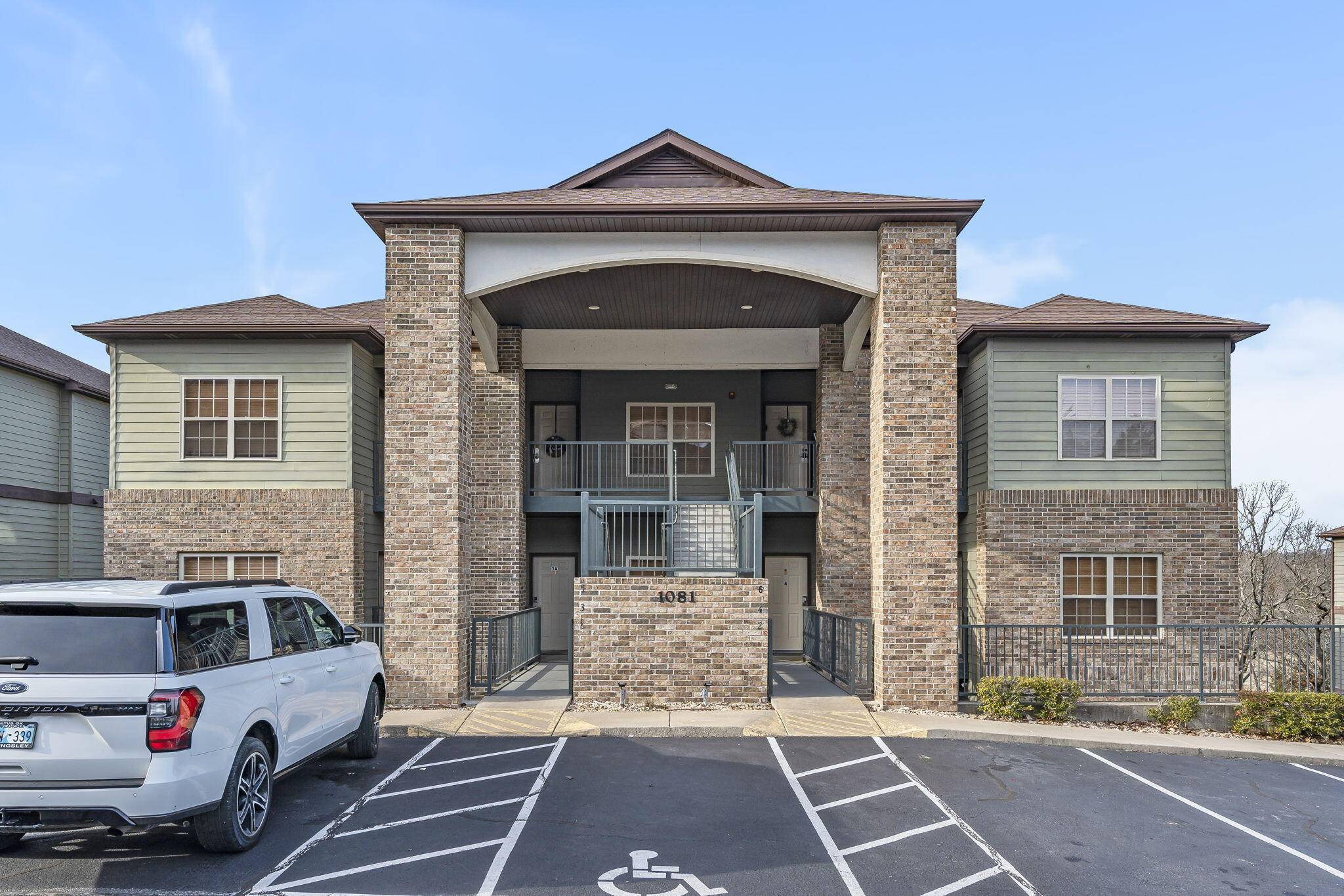 Branson West, MO 65737,1081 Golf Drive #6