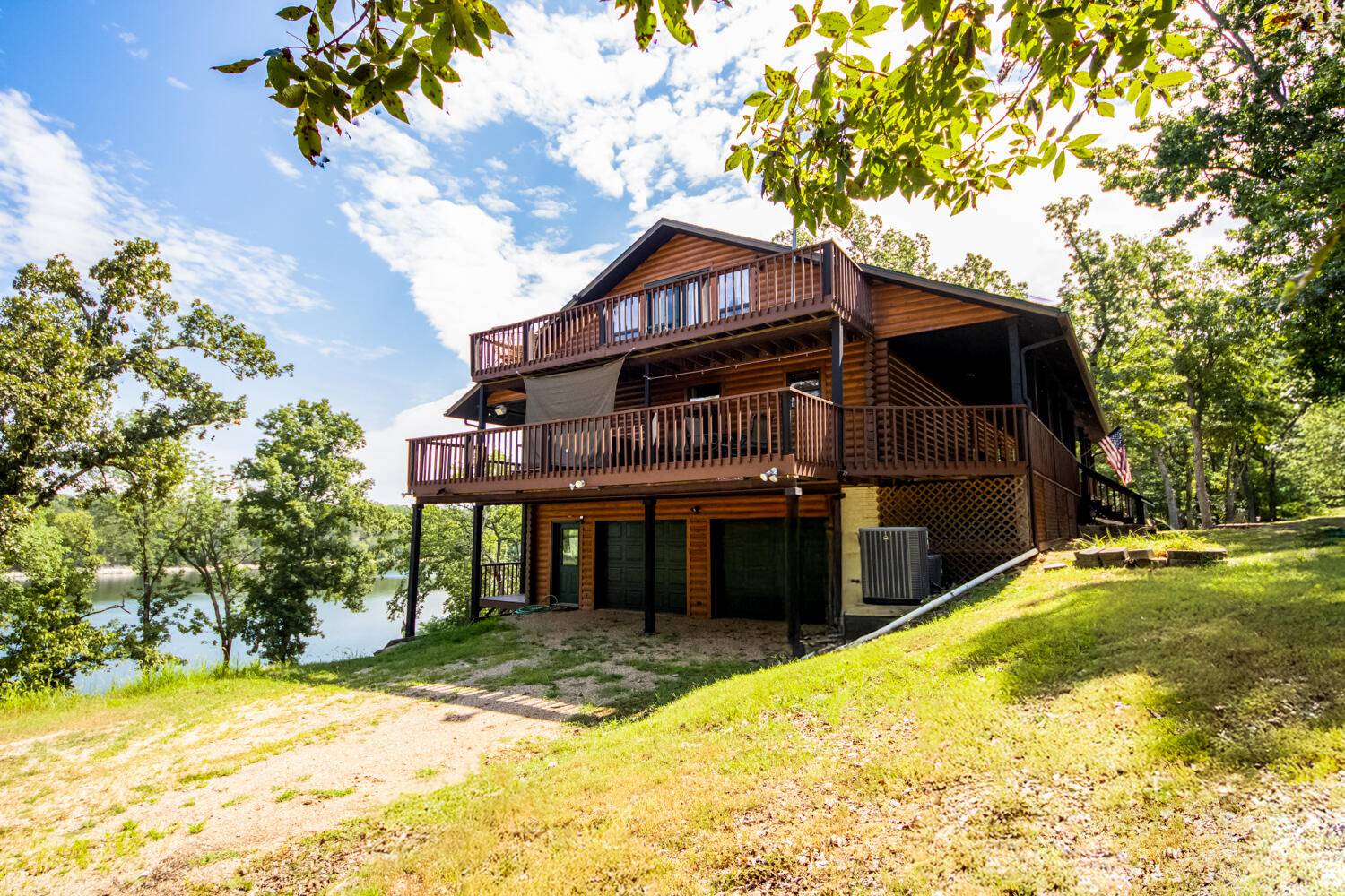 Golden, MO 65658,27429 Farm Rd 1250