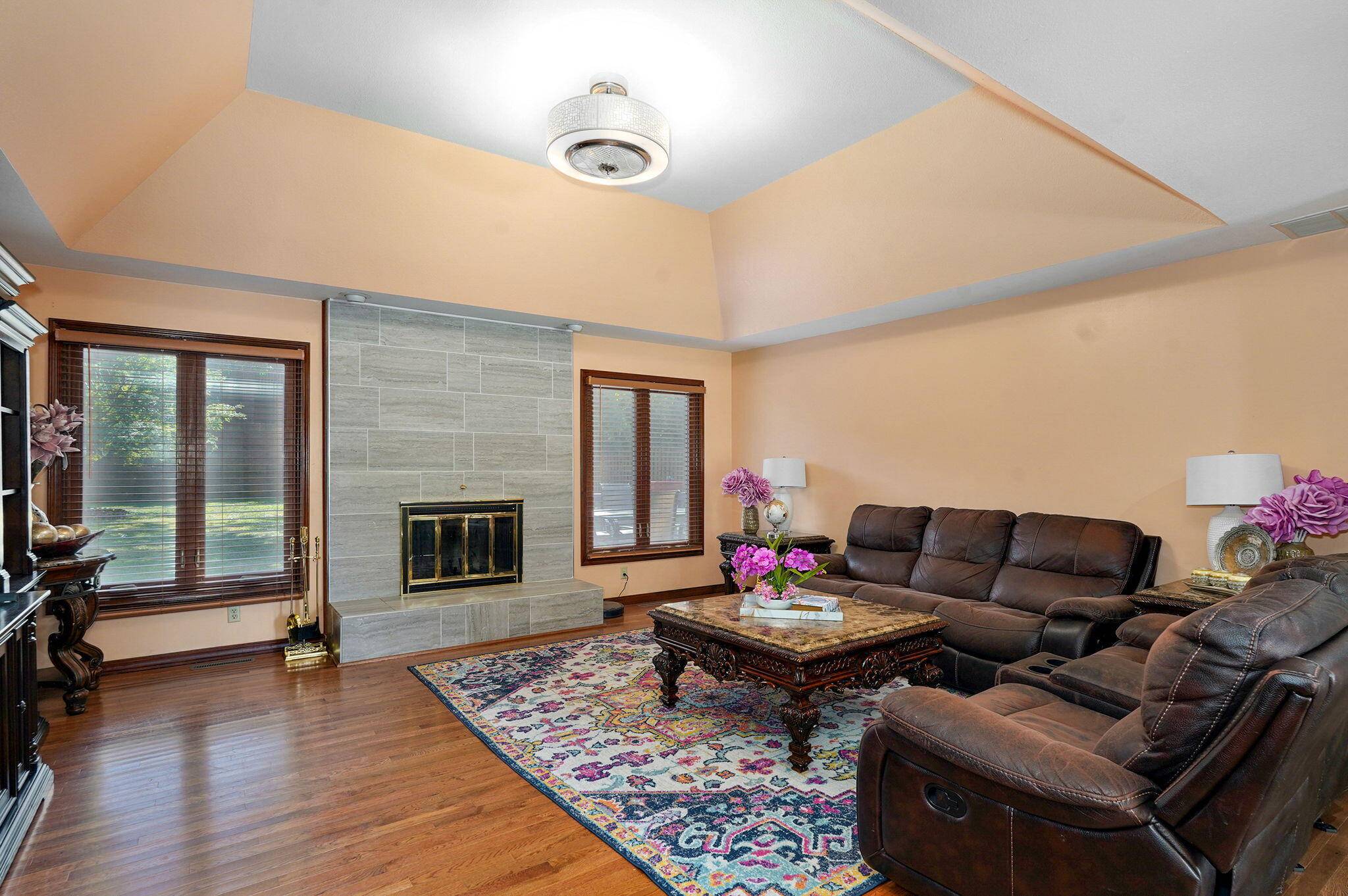 Springfield, MO 65804,3142 S Oak Avenue