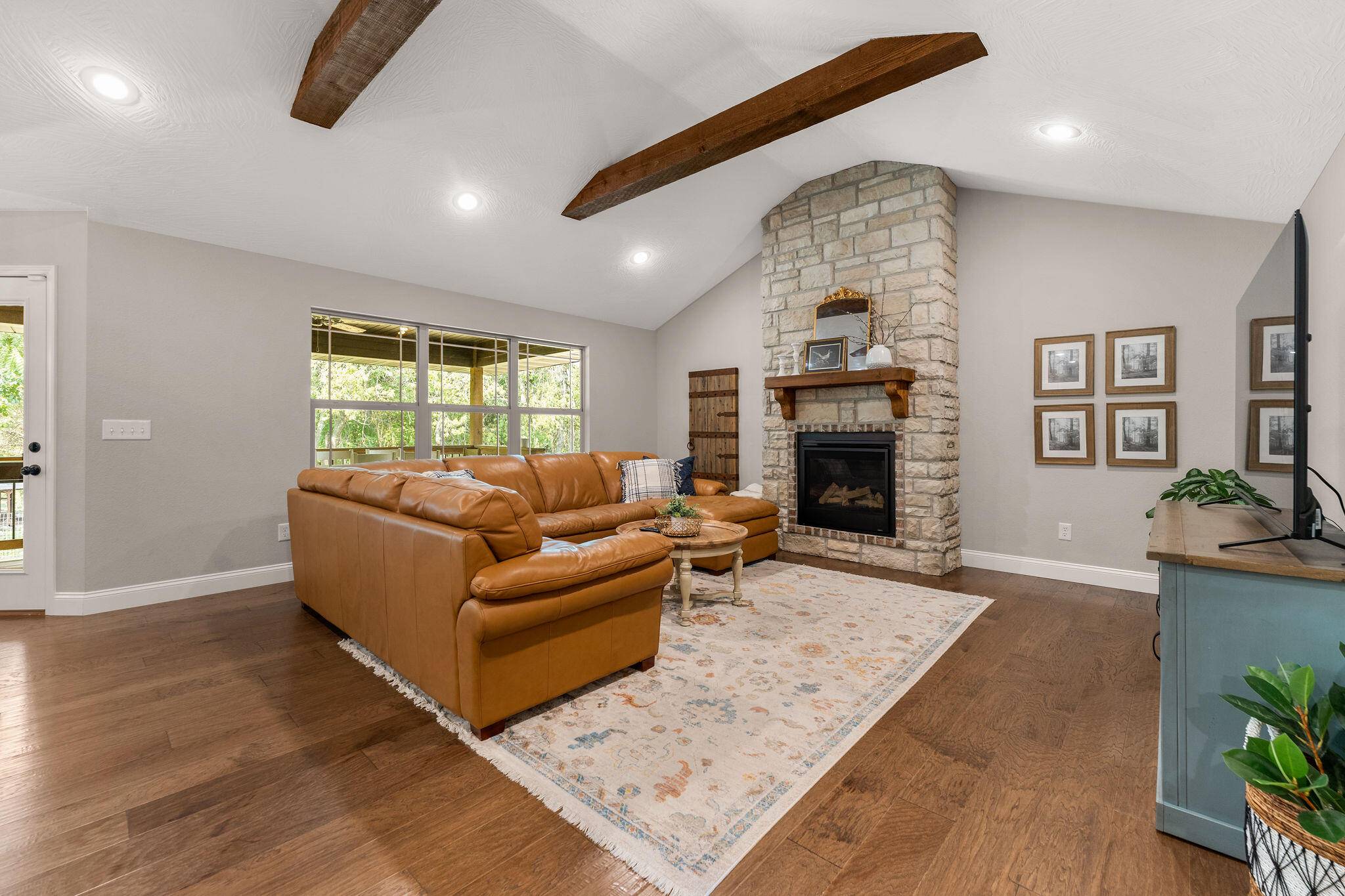 Nixa, MO 65714,827 E Grouse Road