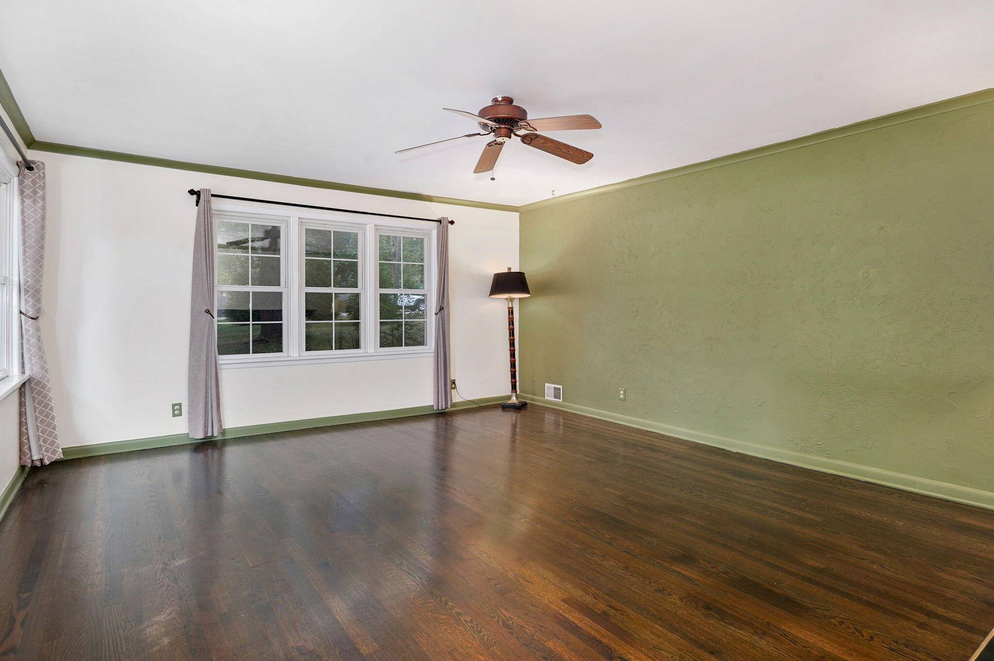 Springfield, MO 65804,2036 E Seminole Street