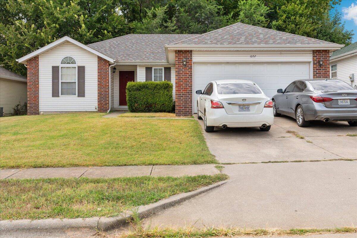 Springfield, MO 65807,2432 W Deerfield Street